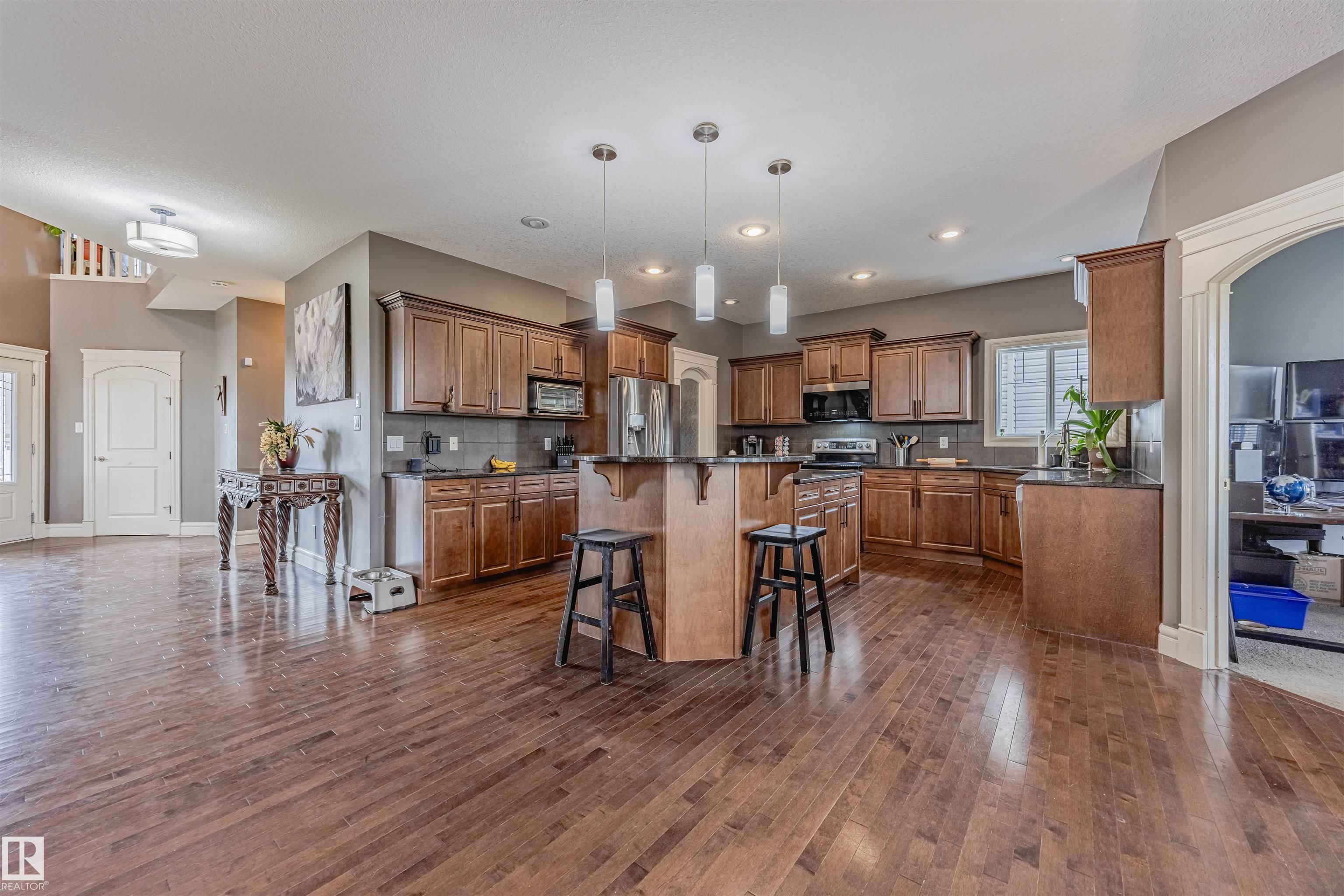 Photo 15 at 3807 Gallinger Loop NW, Granville, Edmonton