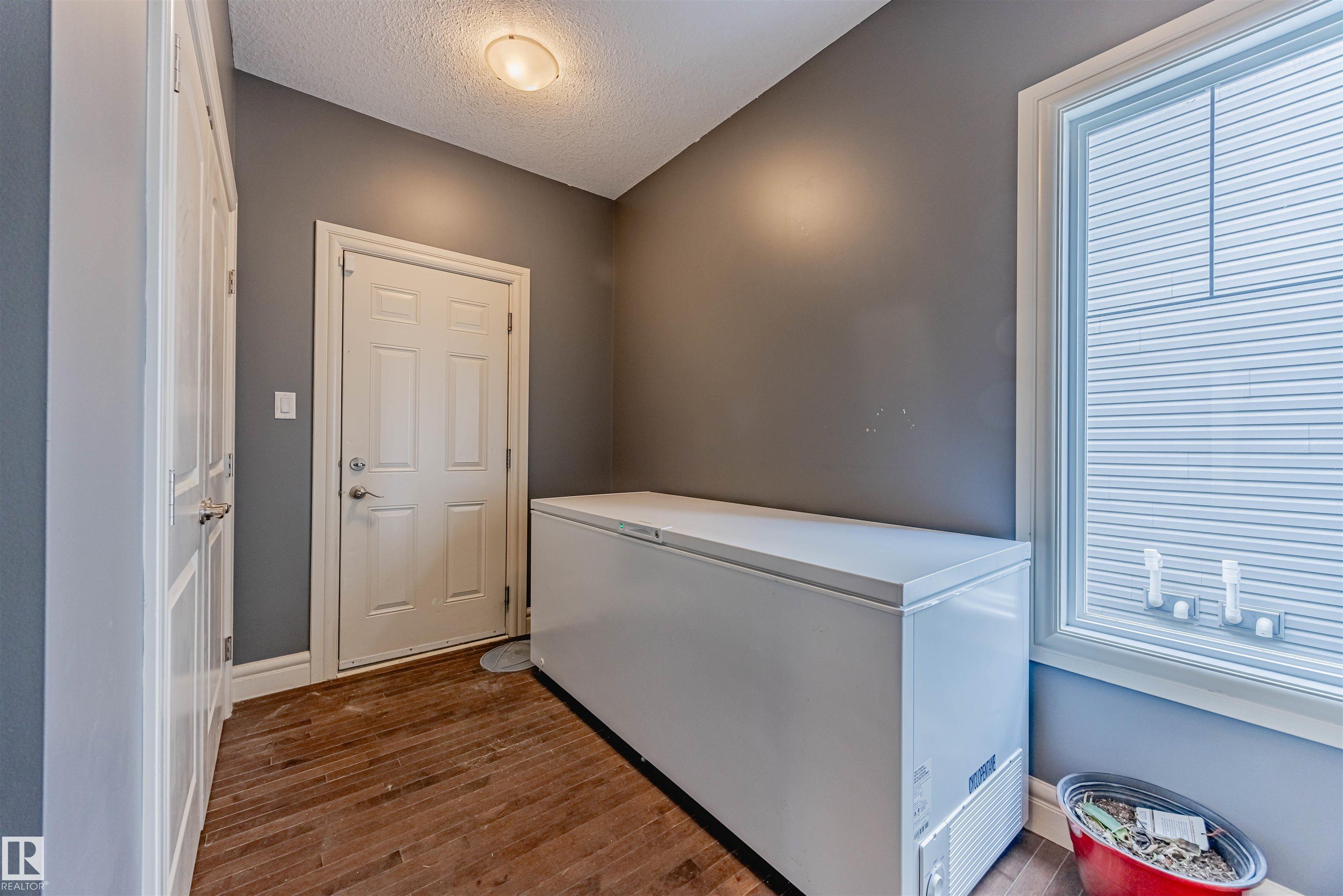 Photo 26 at 3807 Gallinger Loop NW, Granville, Edmonton