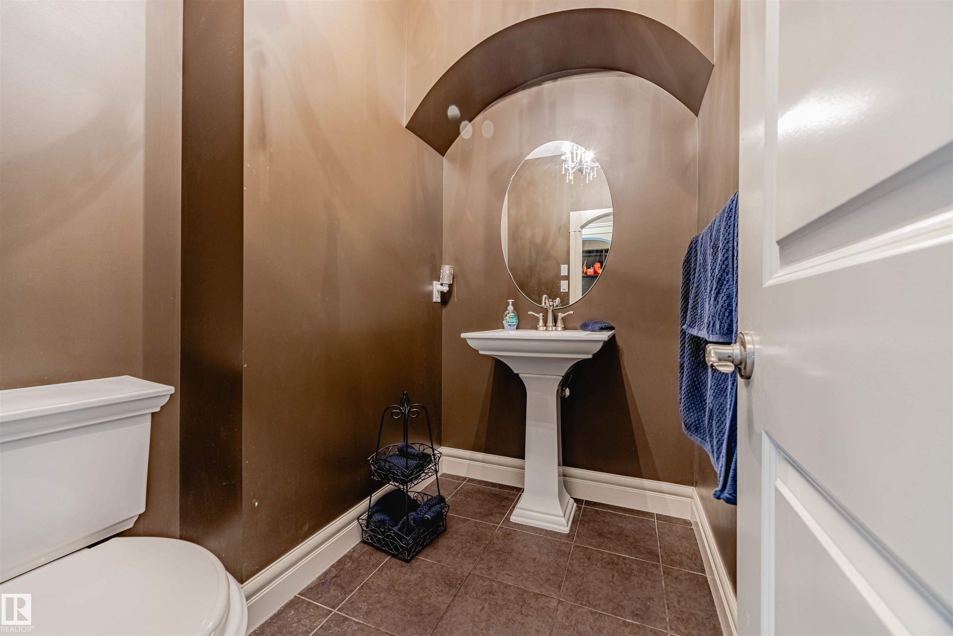Photo 27 at 3807 Gallinger Loop NW, Granville, Edmonton