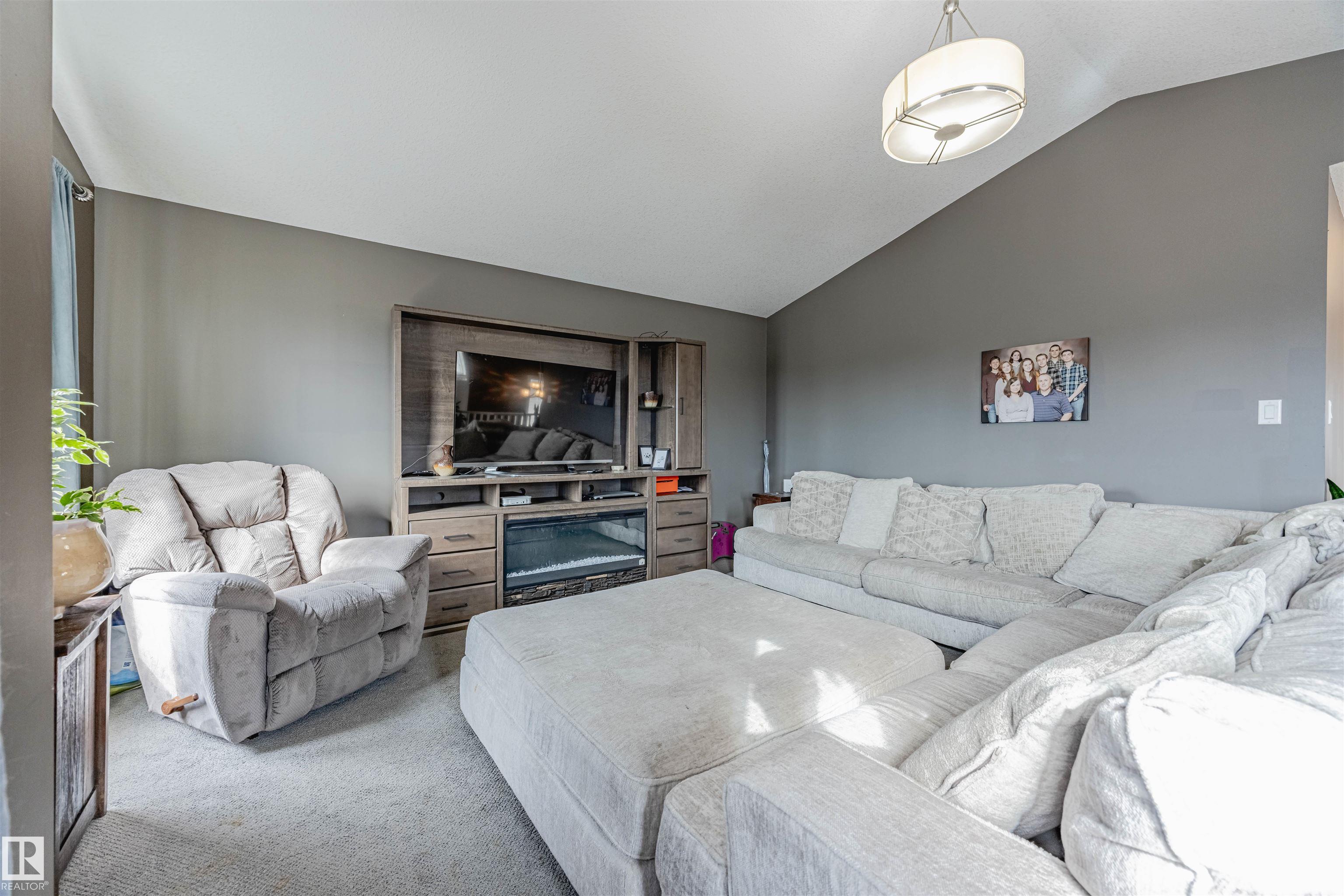 Photo 30 at 3807 Gallinger Loop NW, Granville, Edmonton