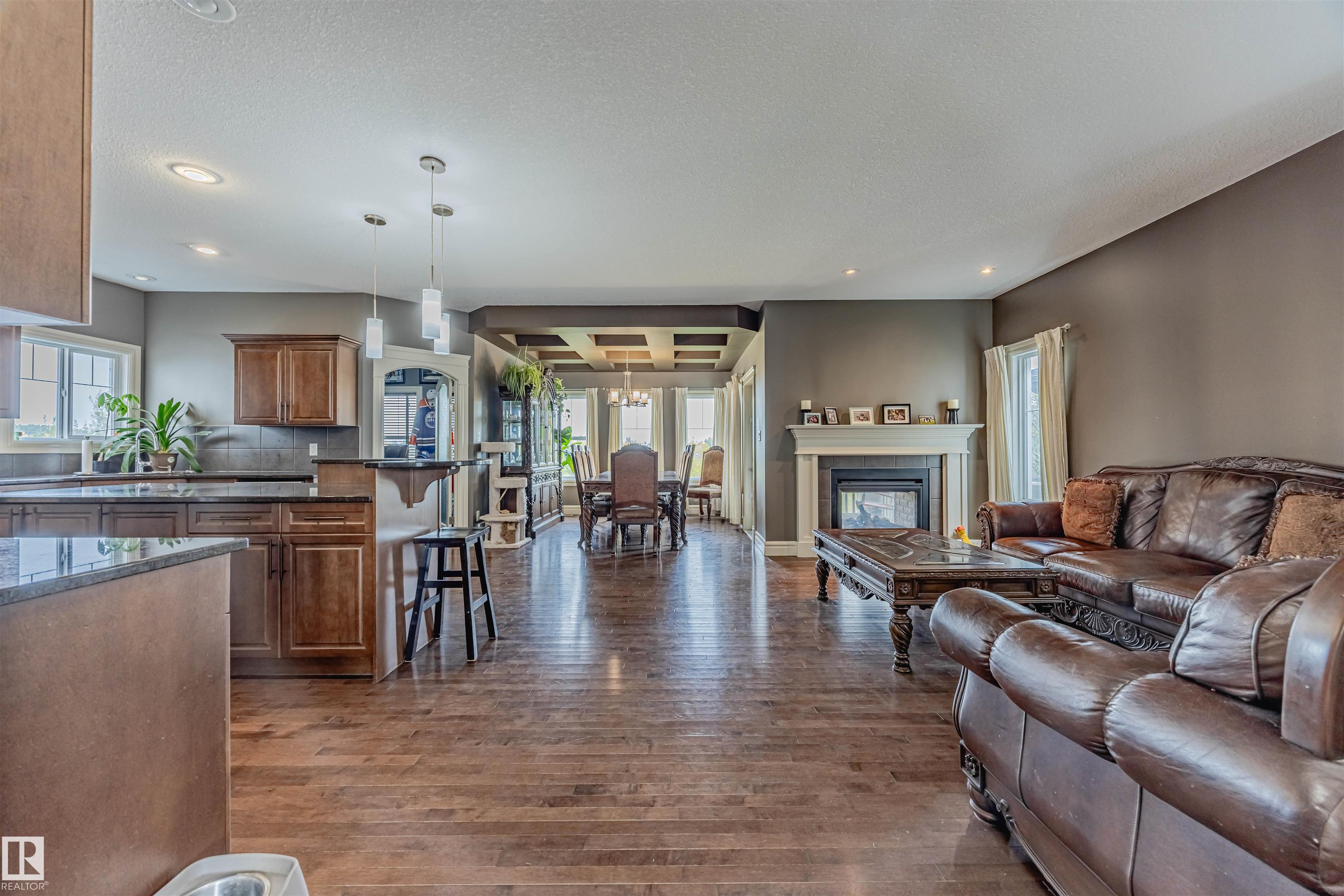 Photo 8 at 3807 Gallinger Loop NW, Granville, Edmonton