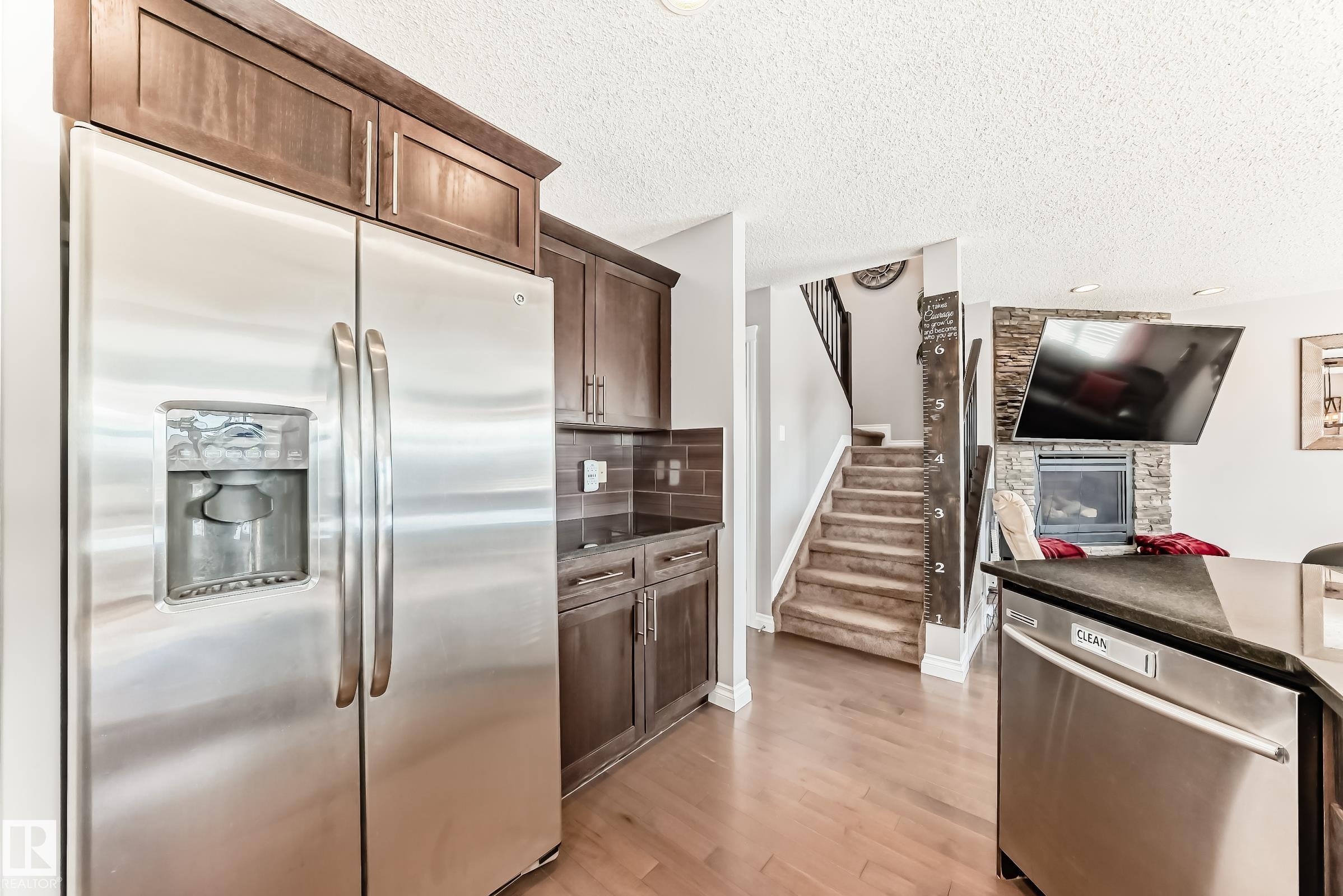 Photo 11 at 46 Hartwick Manor, Harvest Ridge, Spruce Grove