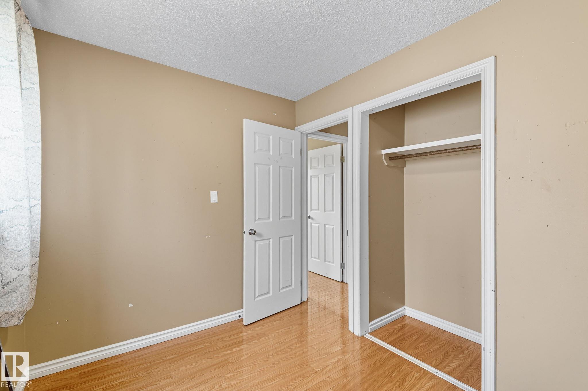 Photo 14 at 11736 152 Avenue NW, Caernarvon, Edmonton