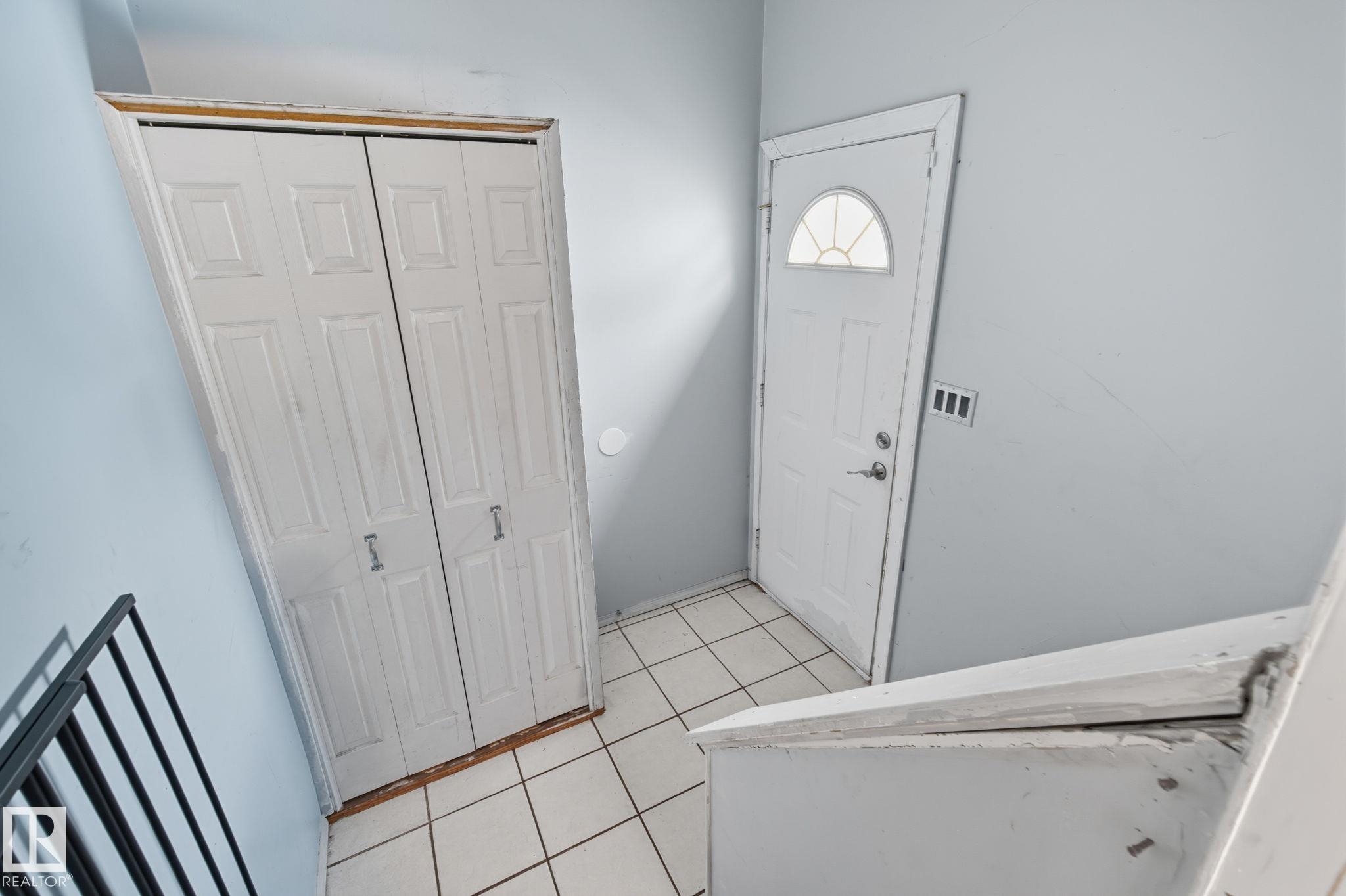 Photo 17 at 11736 152 Avenue NW, Caernarvon, Edmonton