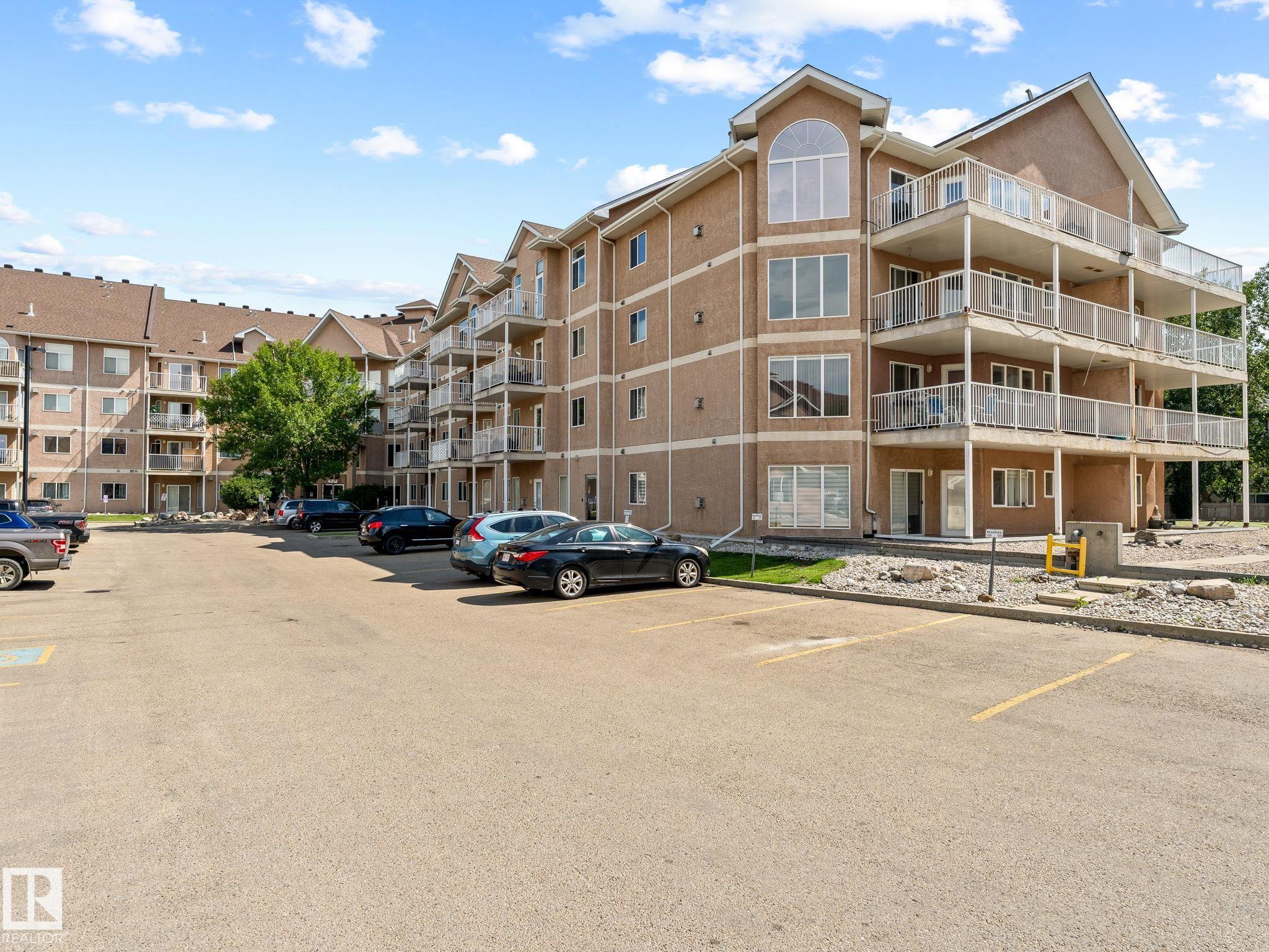 426 - 4312 139 Avenue NW, Clareview Town Centre, Edmonton 
