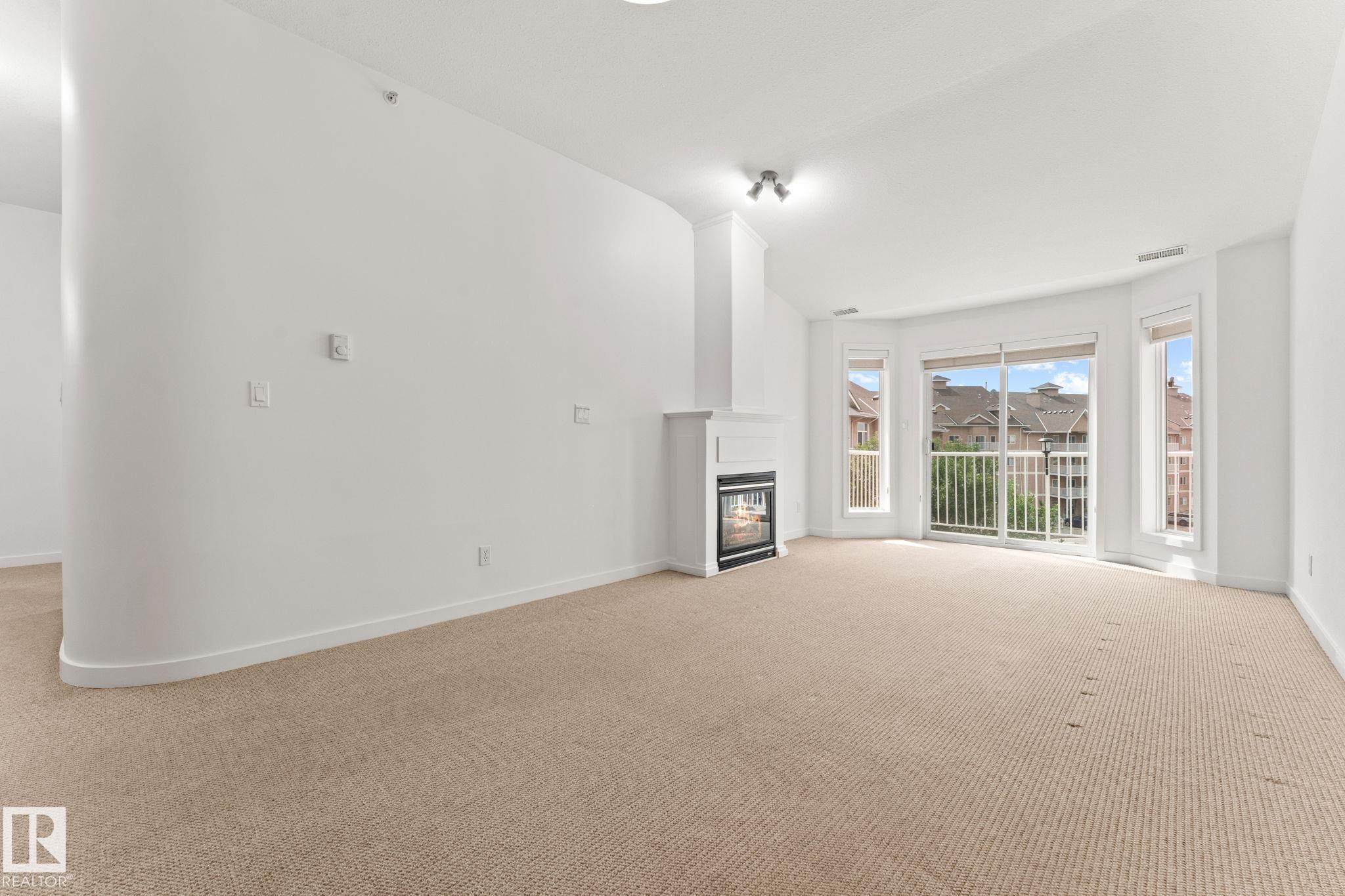 Photo 16 at 426 - 4312 139 Avenue NW, Clareview Town Centre, Edmonton