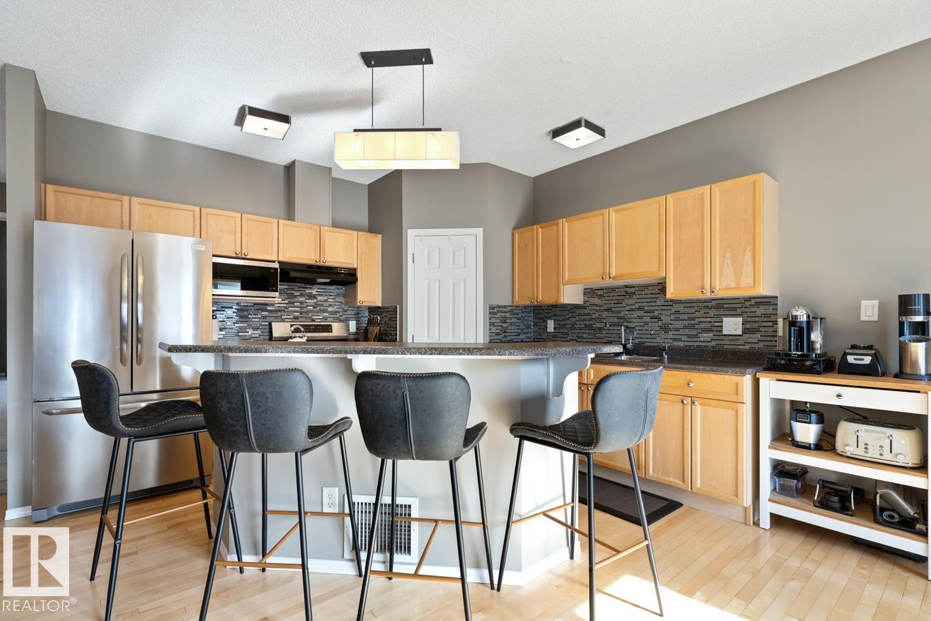 Photo 3 at 59 - 2508 Hanna Crescent NW, Haddow, Edmonton