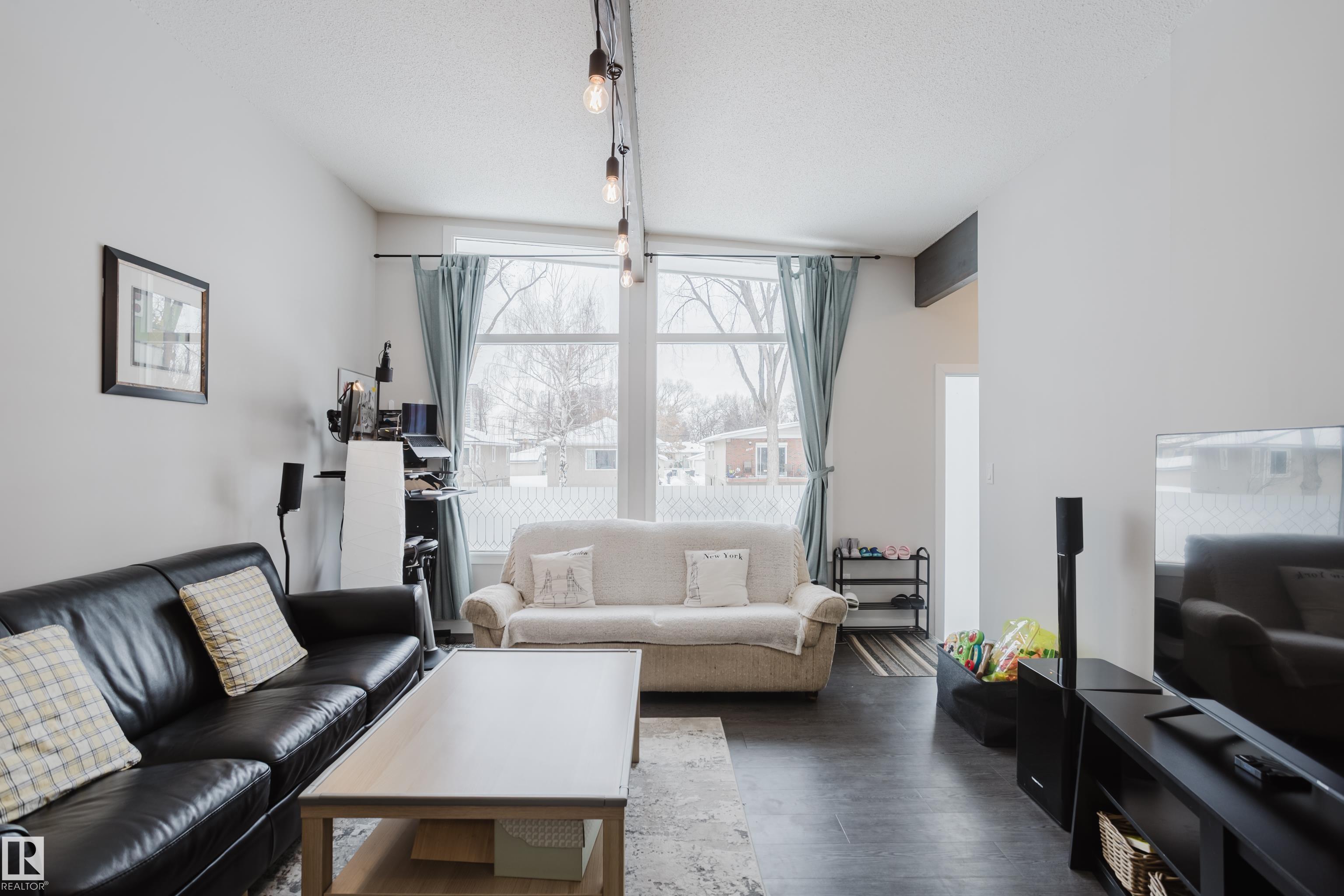 Photo 5 at 8123 8125 83 Avenue NW, Idylwylde, Edmonton