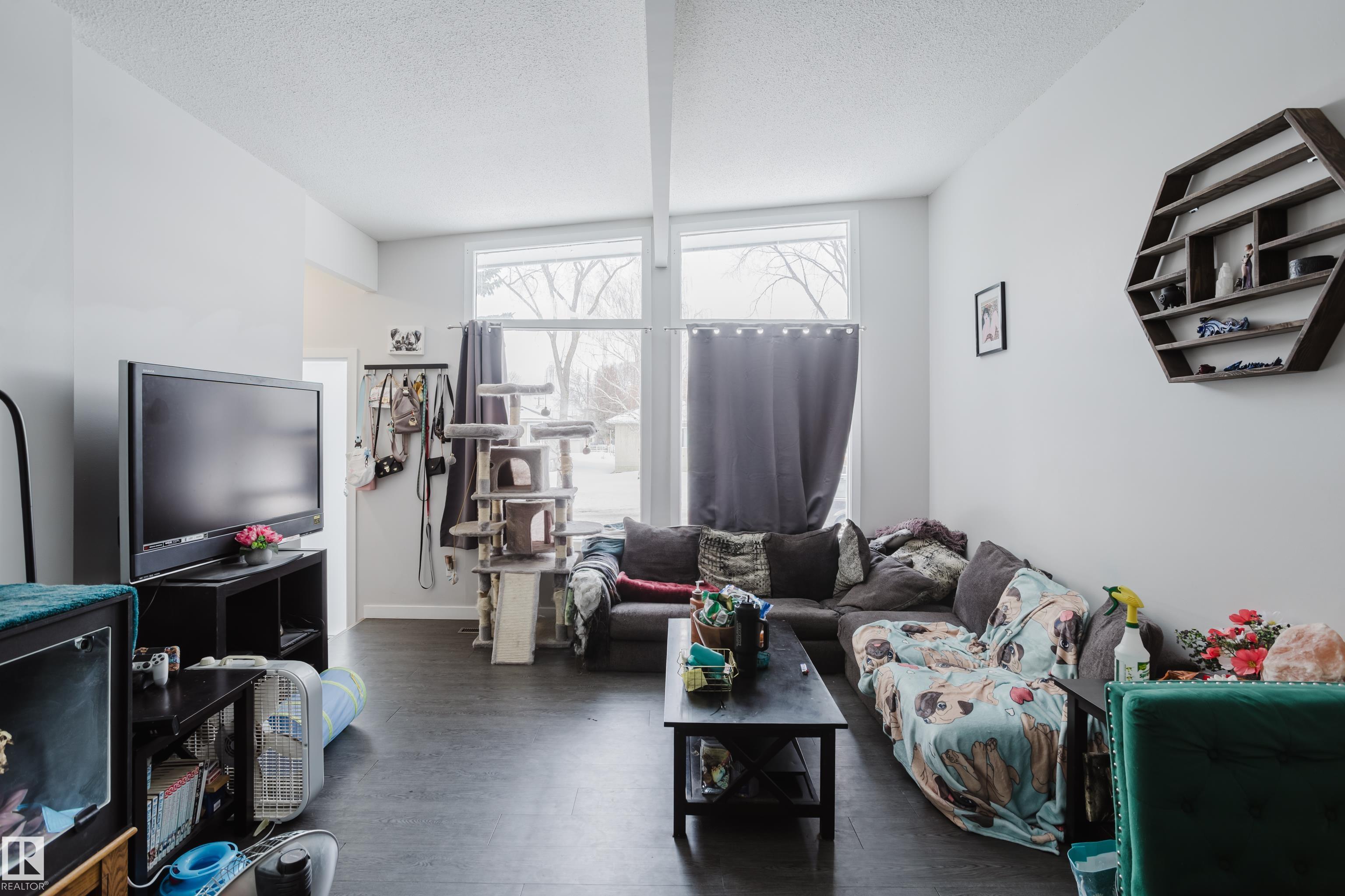 Photo 51 at 8123 8125 83 Avenue NW, Idylwylde, Edmonton