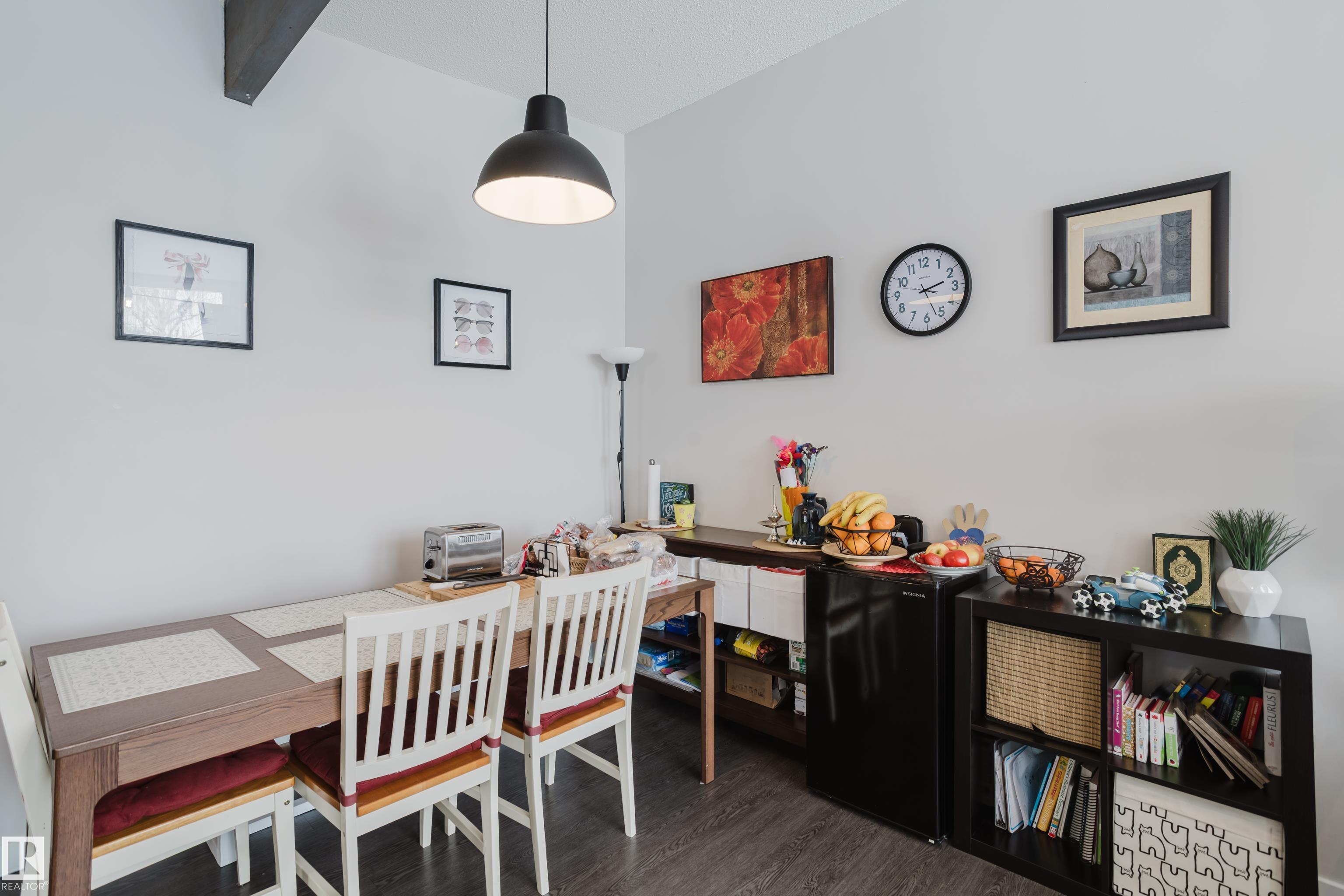 Photo 8 at 8123 8125 83 Avenue NW, Idylwylde, Edmonton