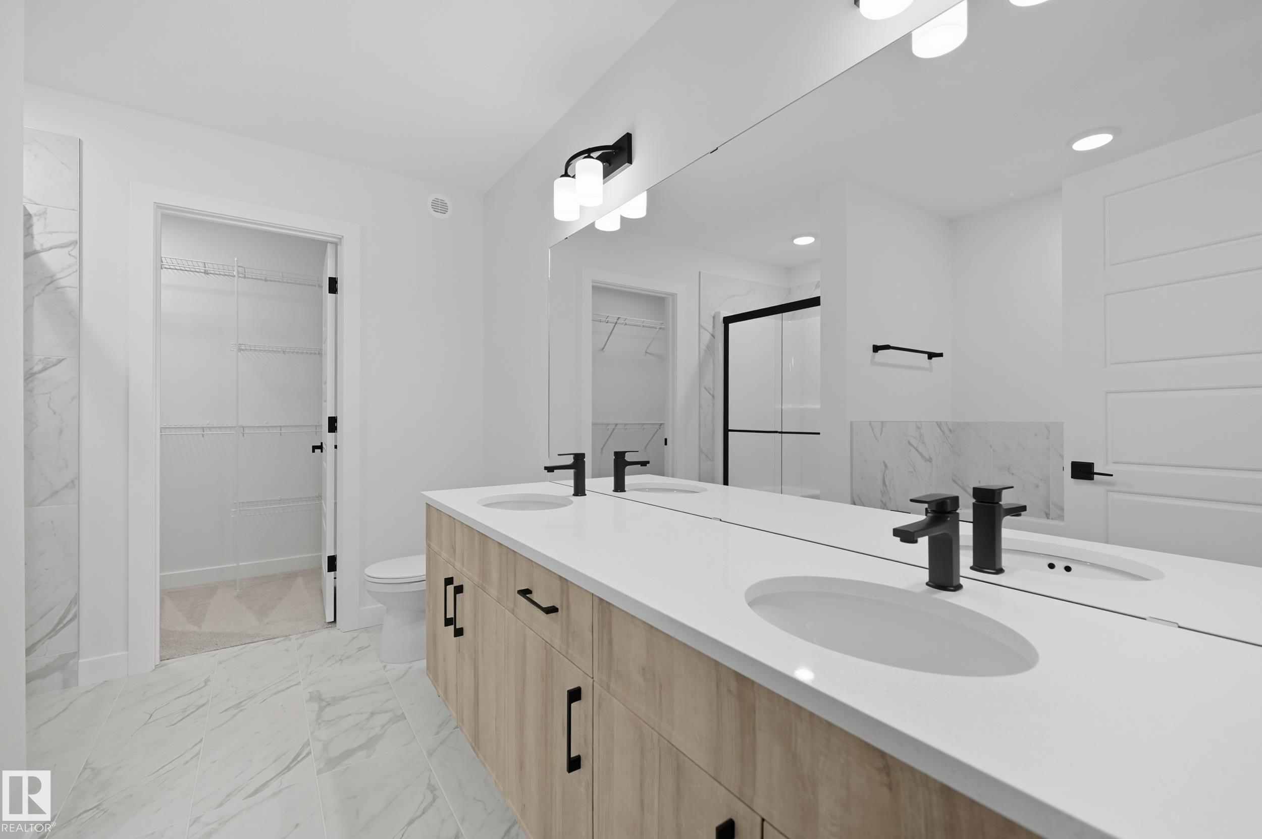 Photo 18 at 37 Gable Common, Greenbury, Spruce Grove