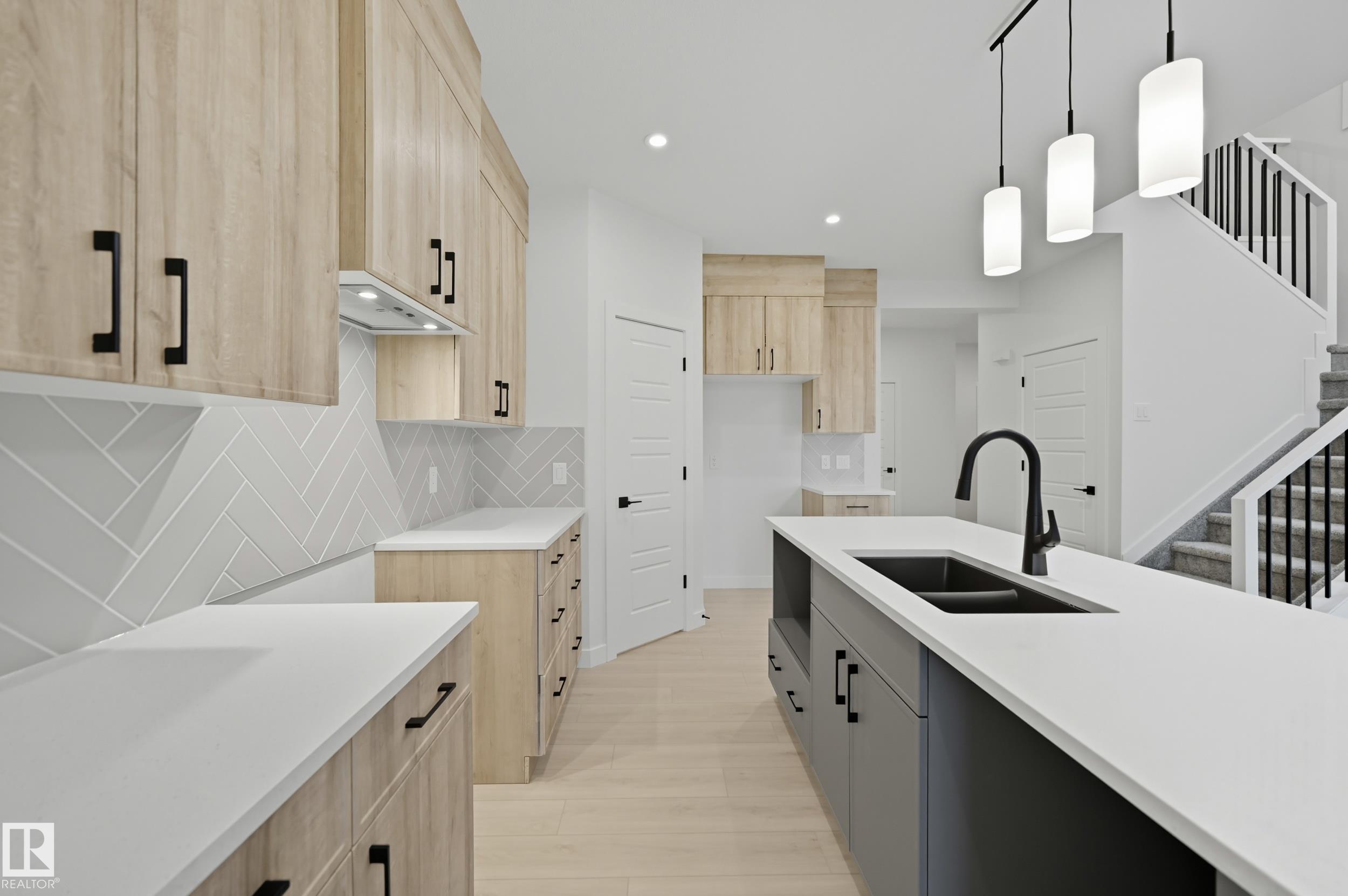 Photo 6 at 37 Gable Common, Greenbury, Spruce Grove