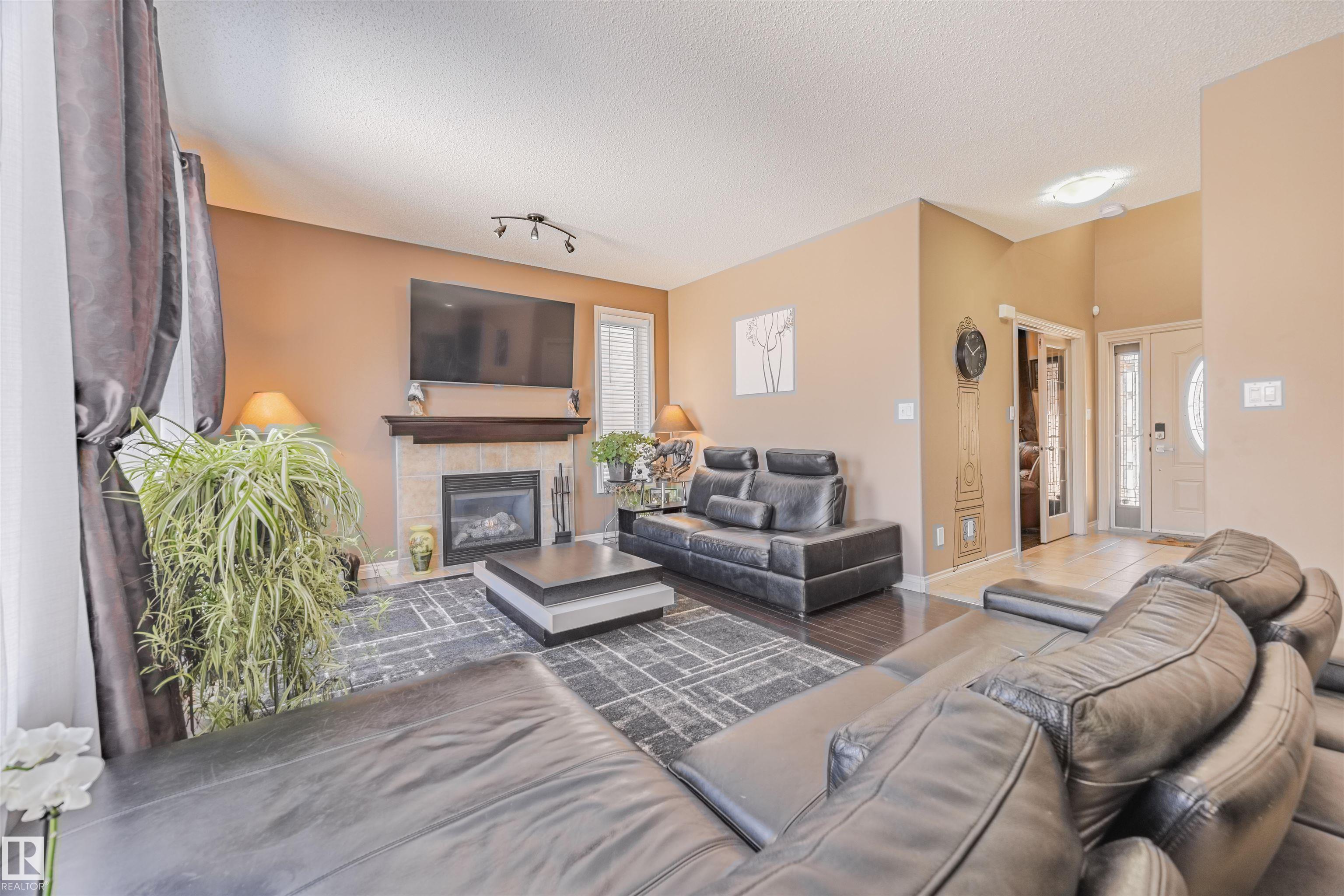 Photo 15 at 57 Homestead Crescent NW, Overlanders, Edmonton