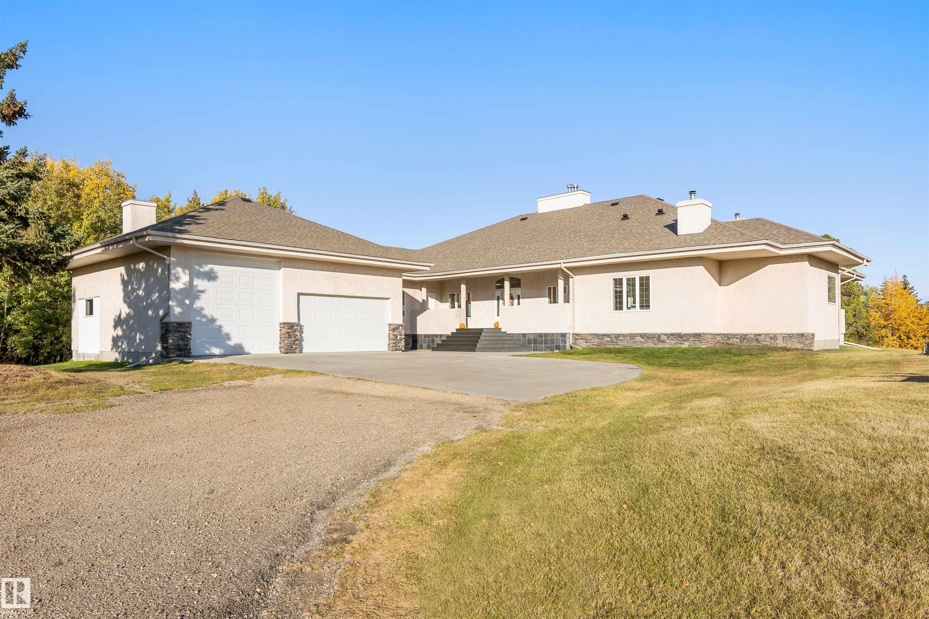 Photo 2 at 19 - 54129 Rge Road 275, Surrey Lane, Rural Parkland County