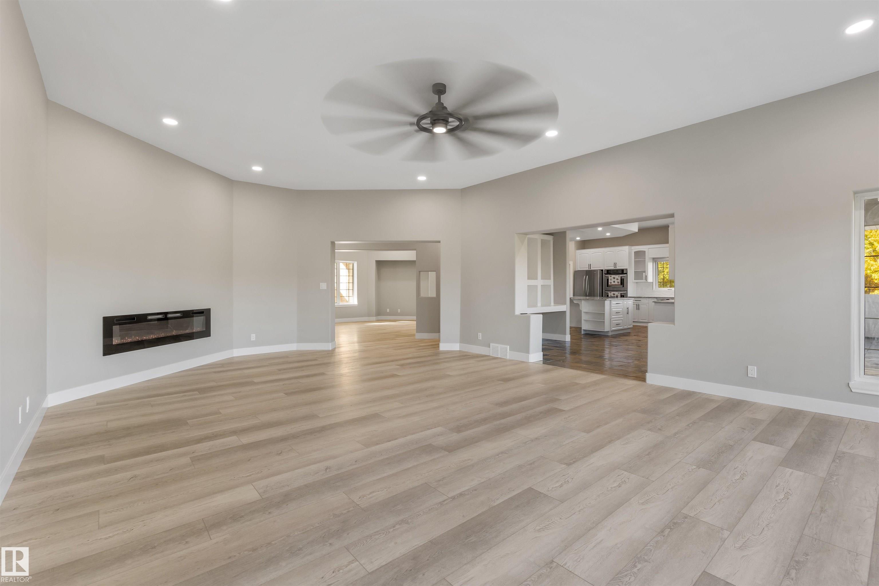 Photo 12 at 19 - 54129 Rge Road 275, Surrey Lane, Rural Parkland County
