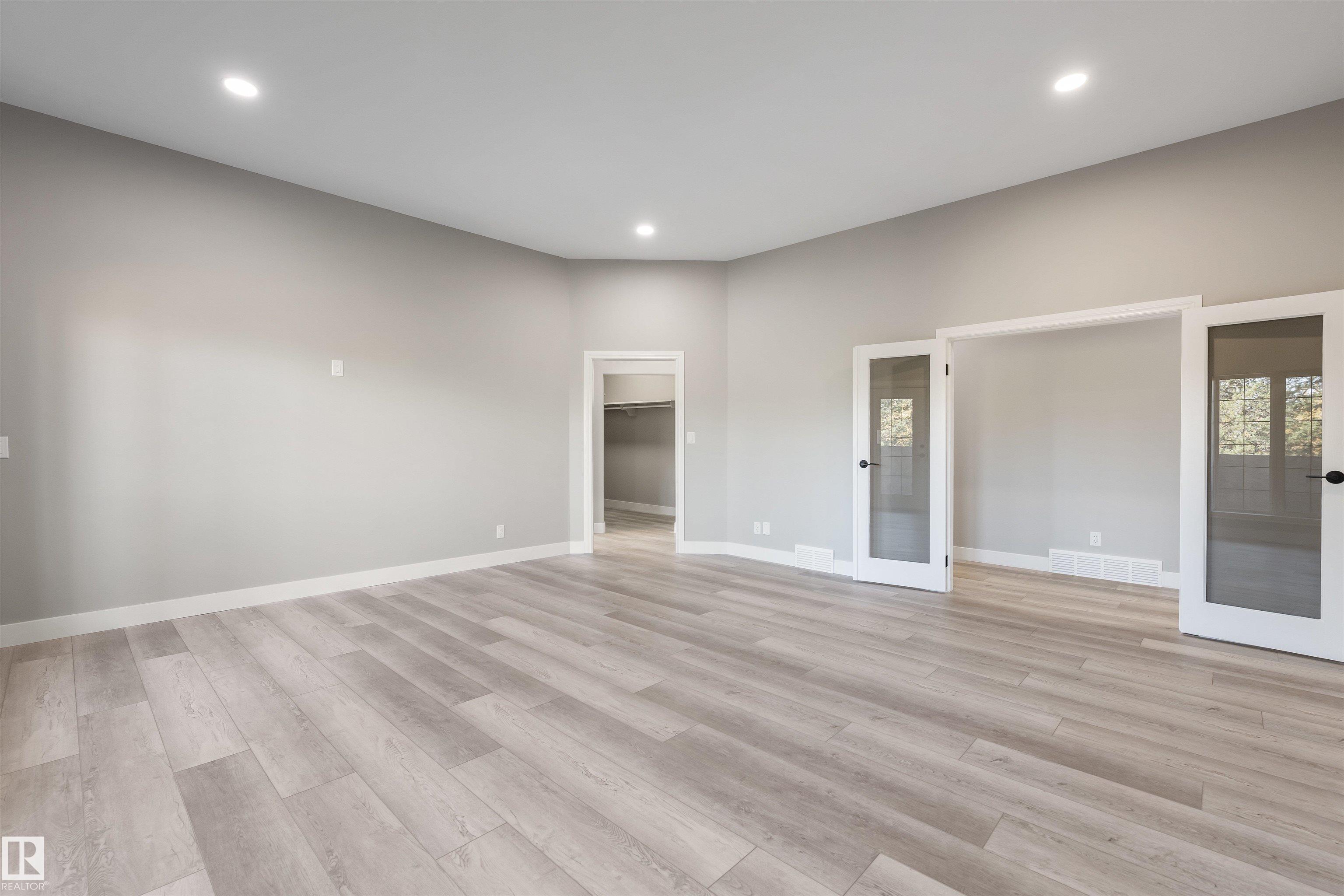 Photo 32 at 19 - 54129 Rge Road 275, Surrey Lane, Rural Parkland County