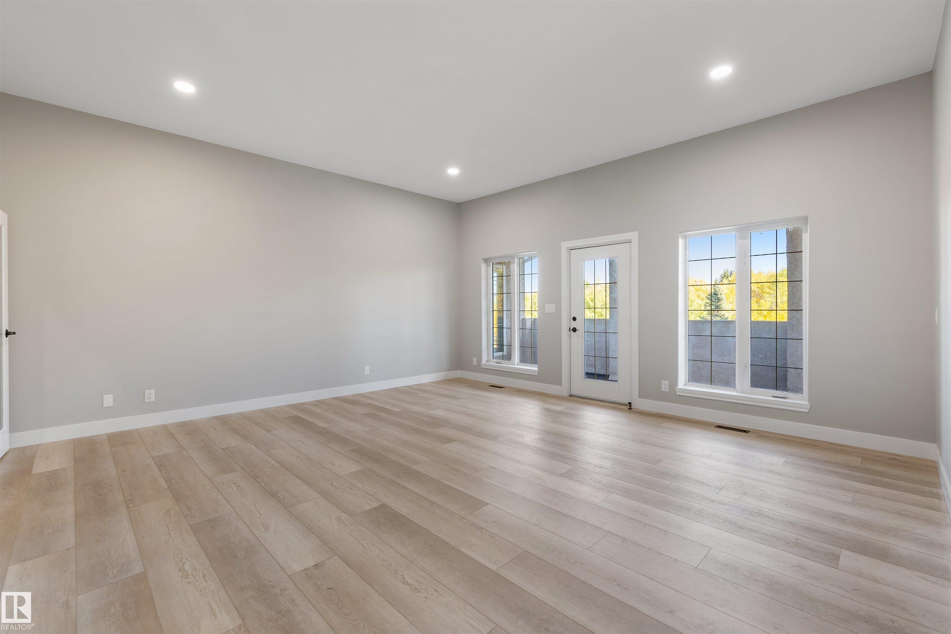 Photo 33 at 19 - 54129 Rge Road 275, Surrey Lane, Rural Parkland County