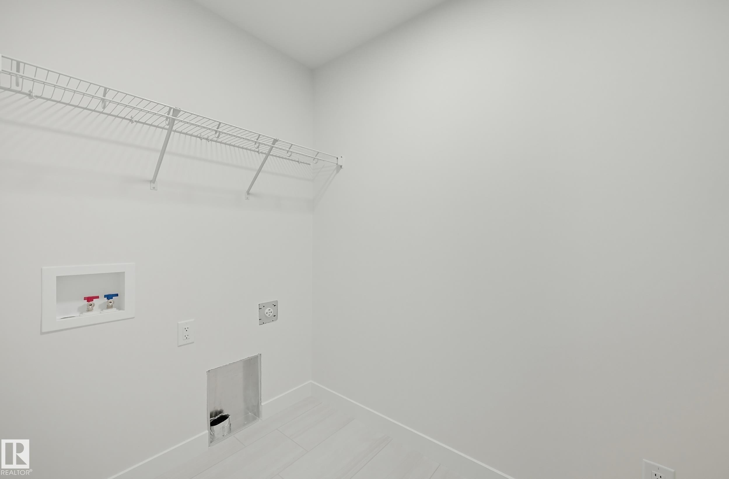 Photo 27 at 43 Gable Common, Greenbury, Spruce Grove