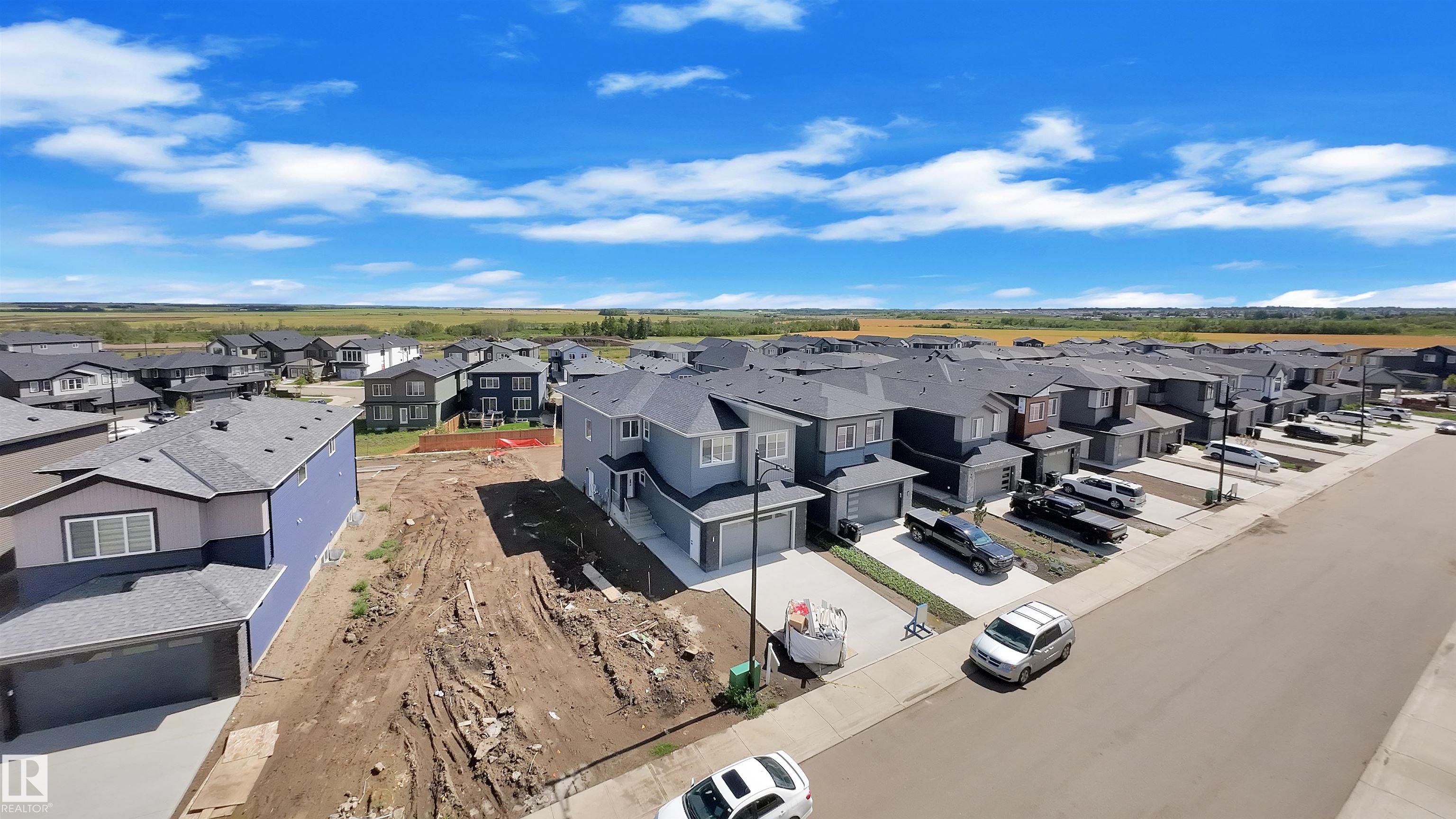 Photo 3 at 49 Cerbat Crescent, Cambrian, Sherwood Park