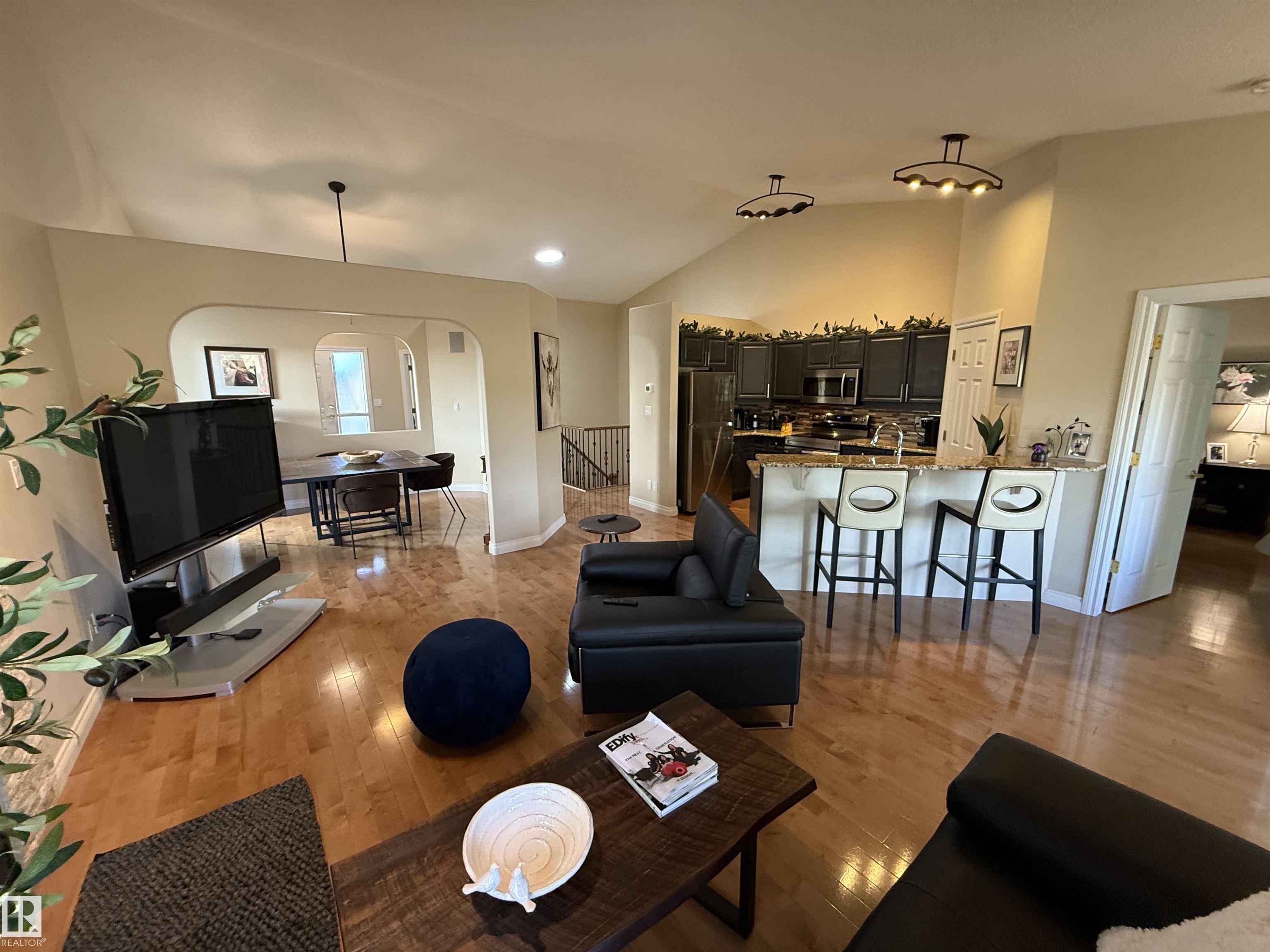 Photo 4 at 3 - 925 Picard Drive NW, Potter Greens, Edmonton