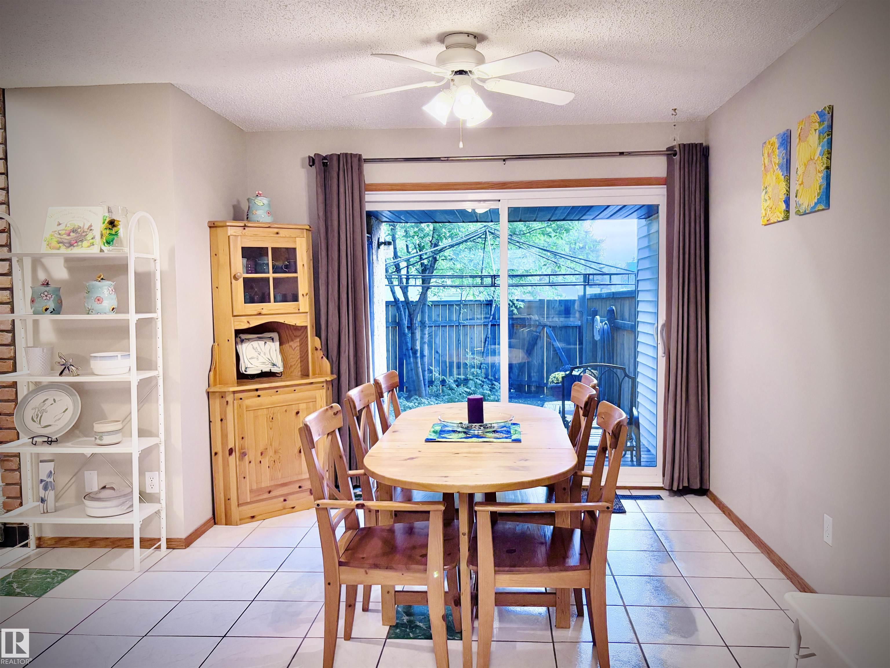 Photo 11 at 3557 Mill Woods Road E NW, Minchau, Edmonton