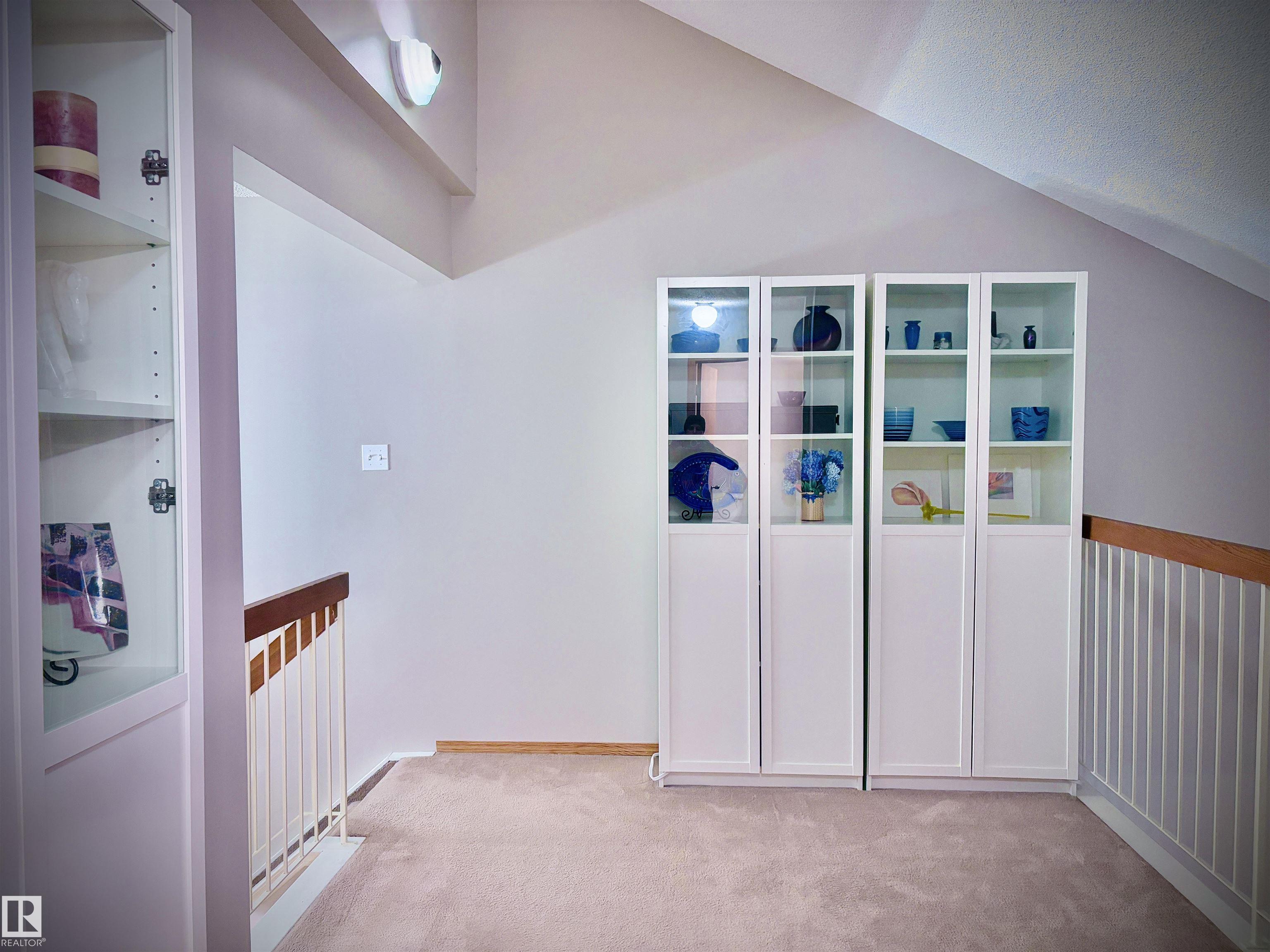 Photo 22 at 3557 Mill Woods Road E NW, Minchau, Edmonton