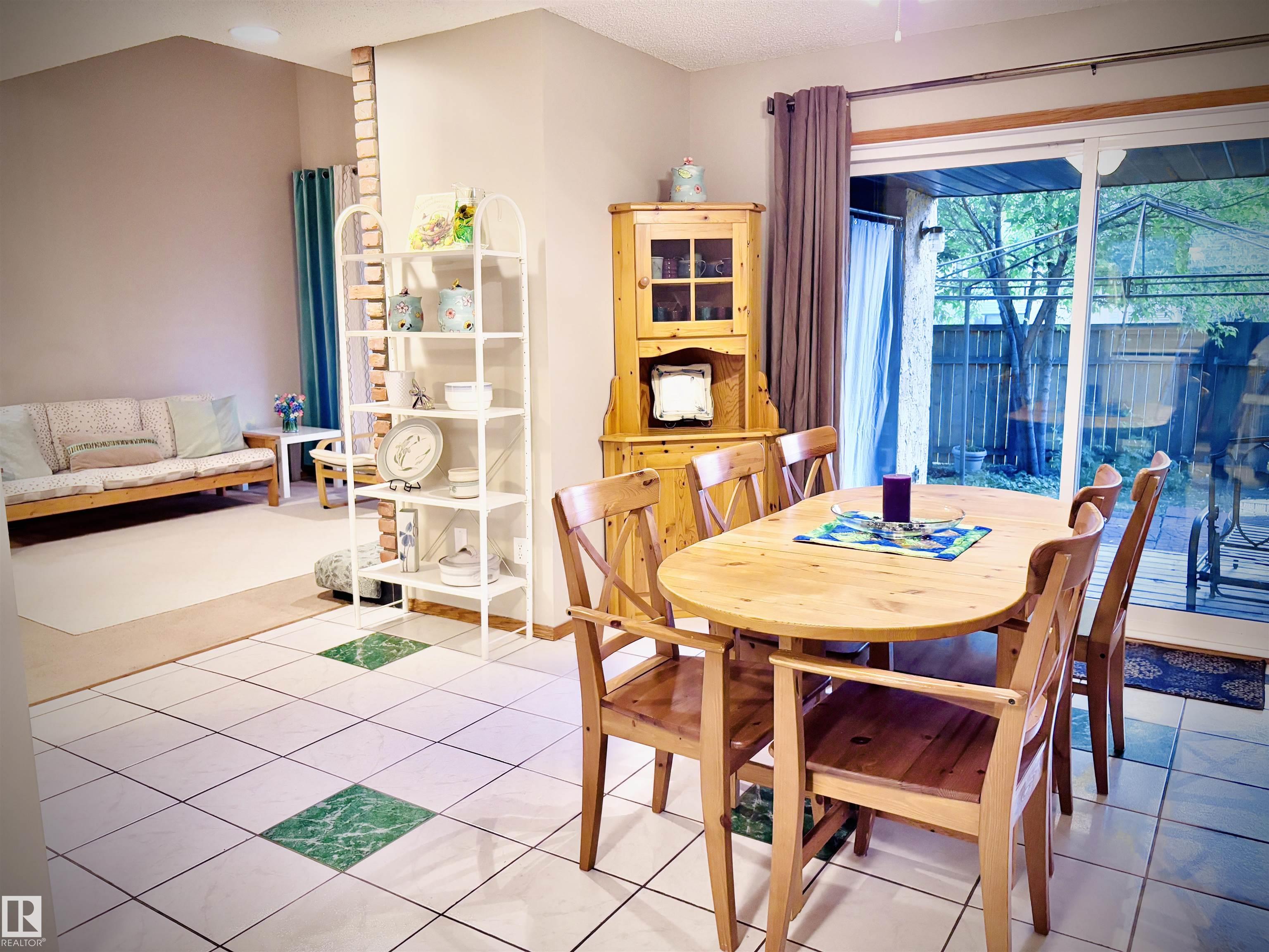 Photo 4 at 3557 Mill Woods Road E NW, Minchau, Edmonton
