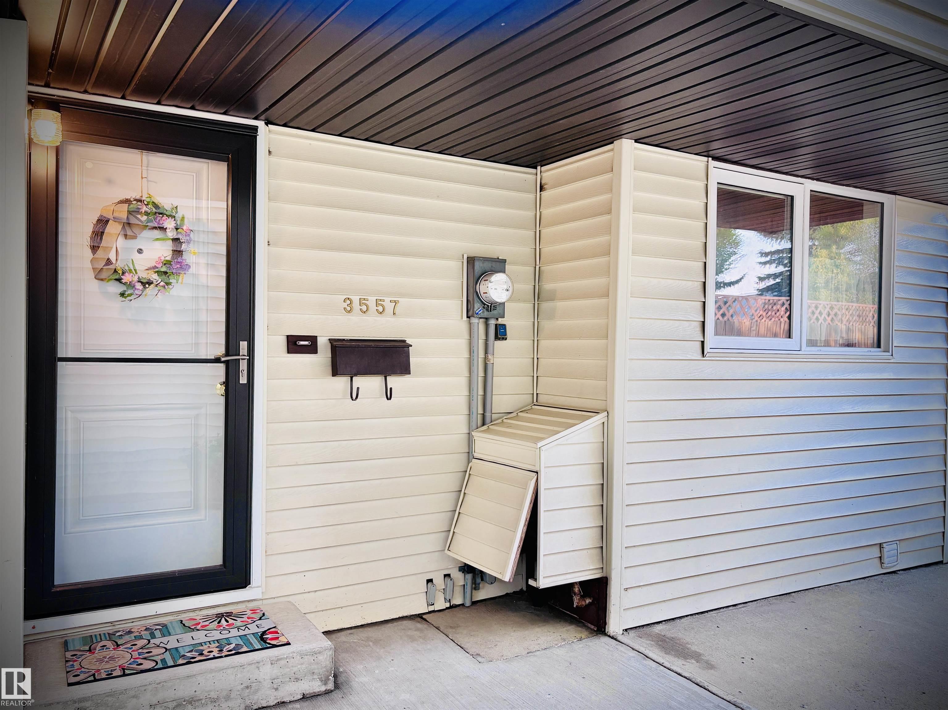 Photo 36 at 3557 Mill Woods Road E NW, Minchau, Edmonton