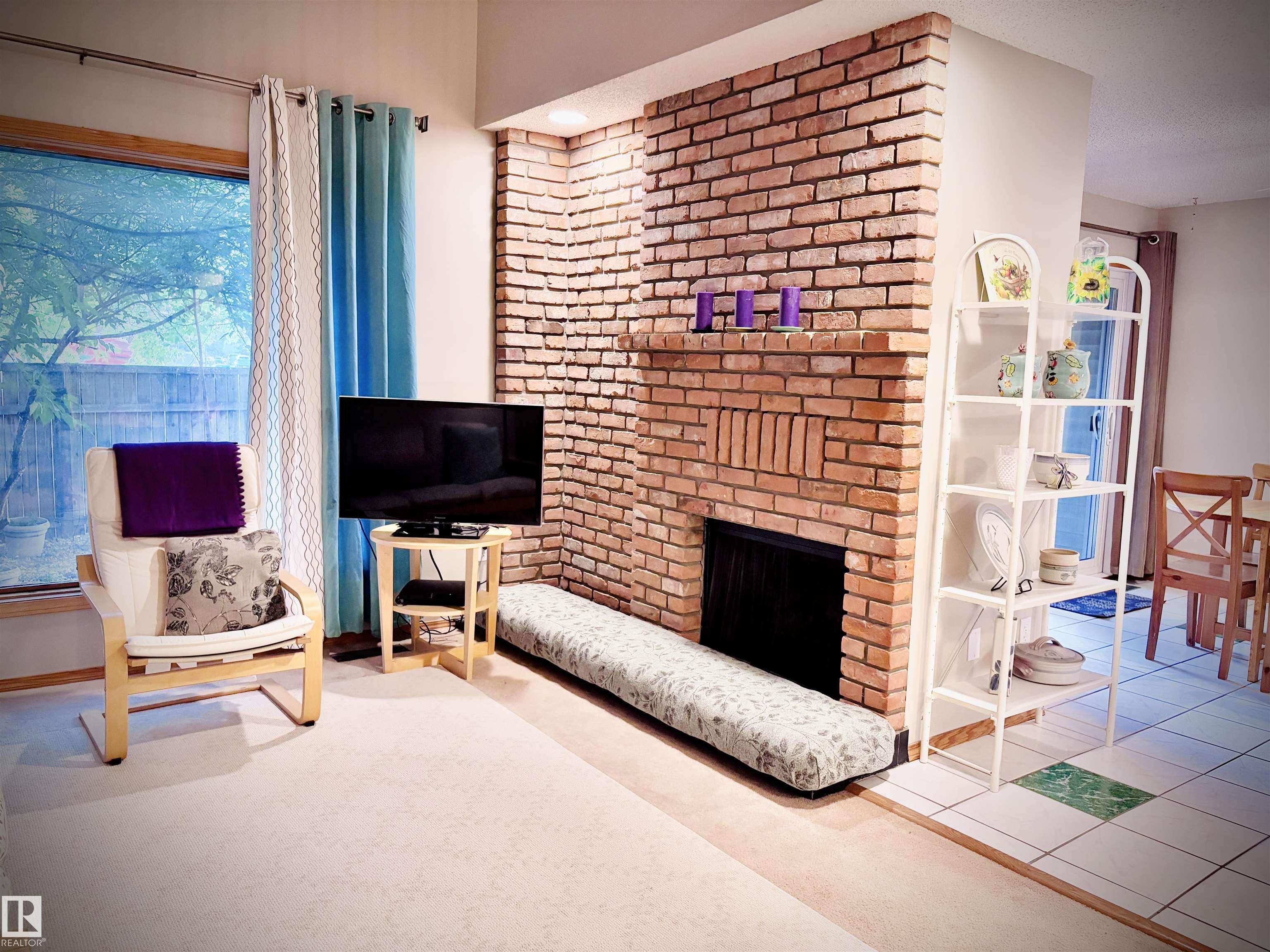 Photo 5 at 3557 Mill Woods Road E NW, Minchau, Edmonton