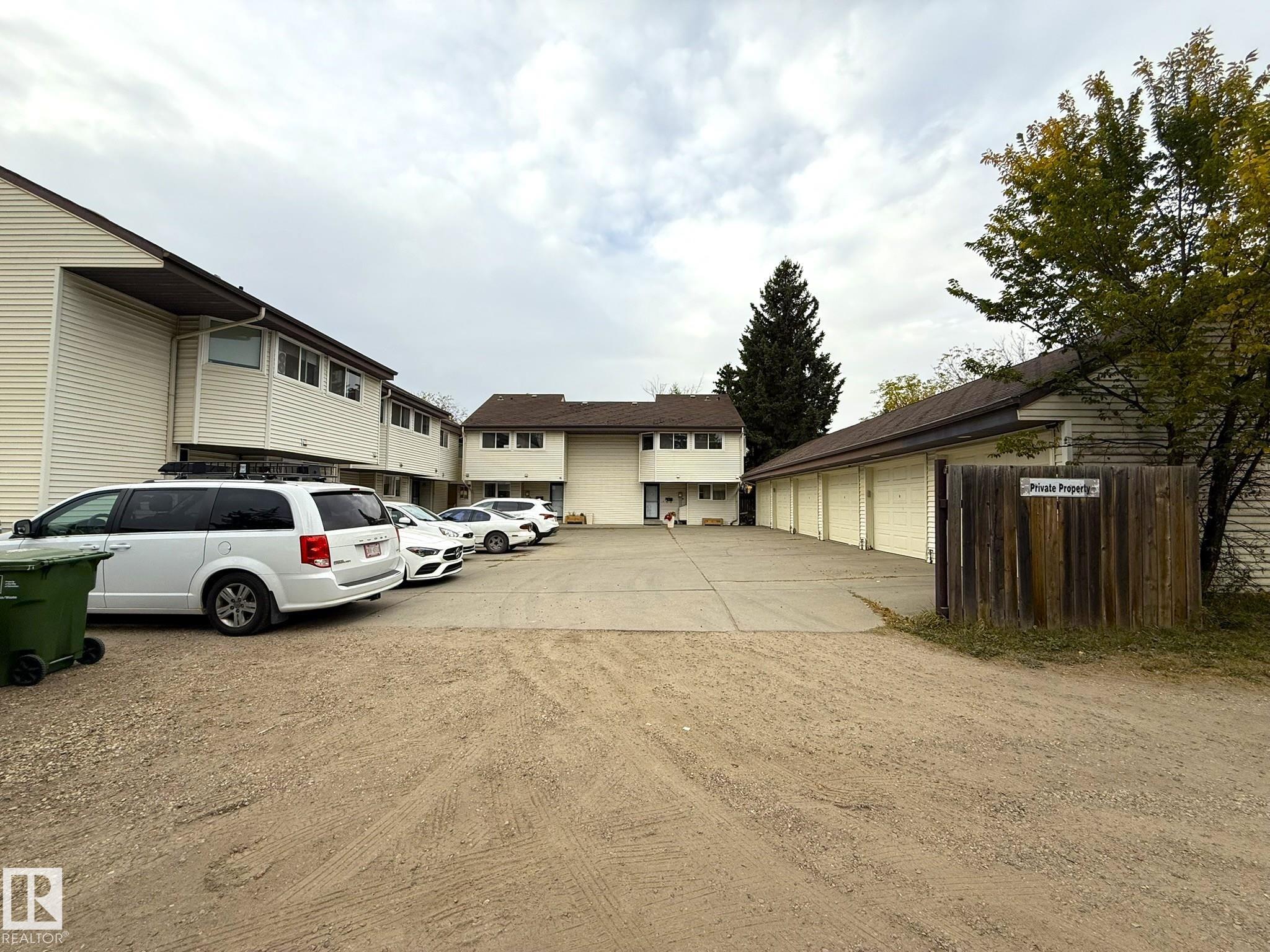 Photo 47 at 3557 Mill Woods Road E NW, Minchau, Edmonton