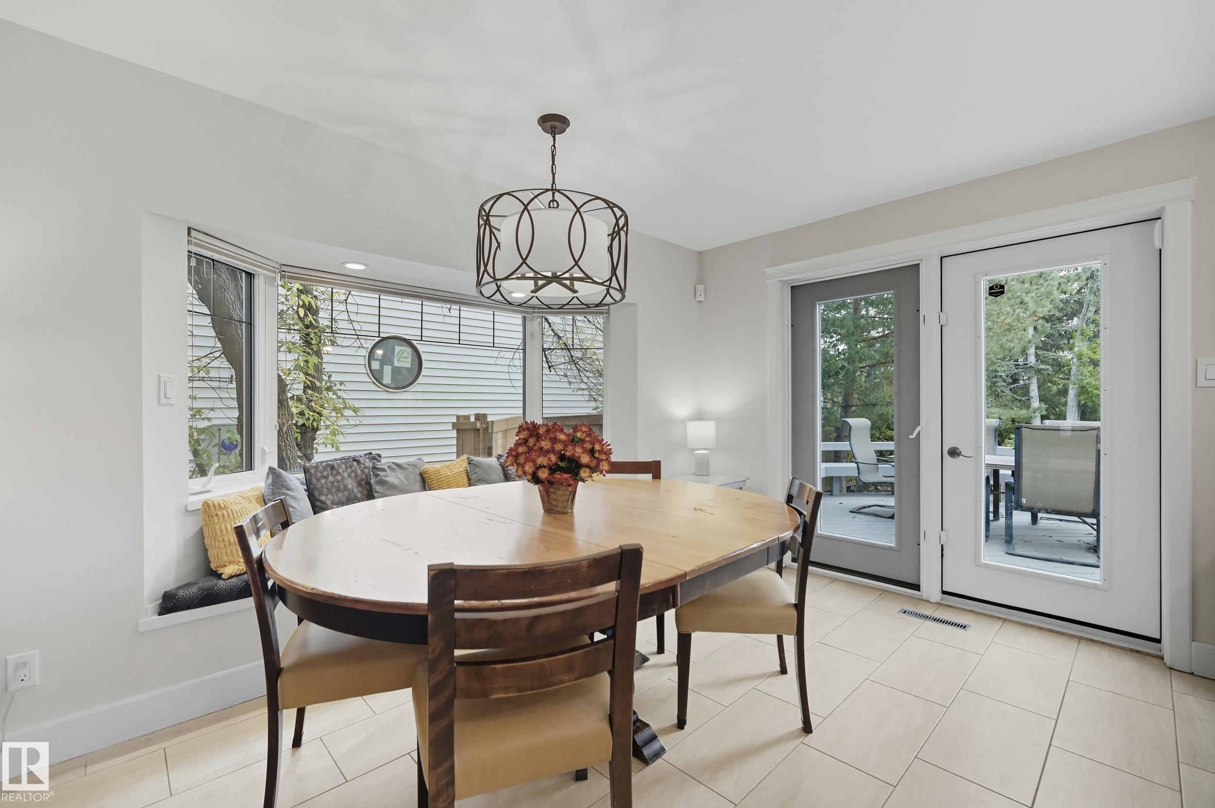 Photo 14 at 12408 39 Avenue NW, Aspen Gardens, Edmonton