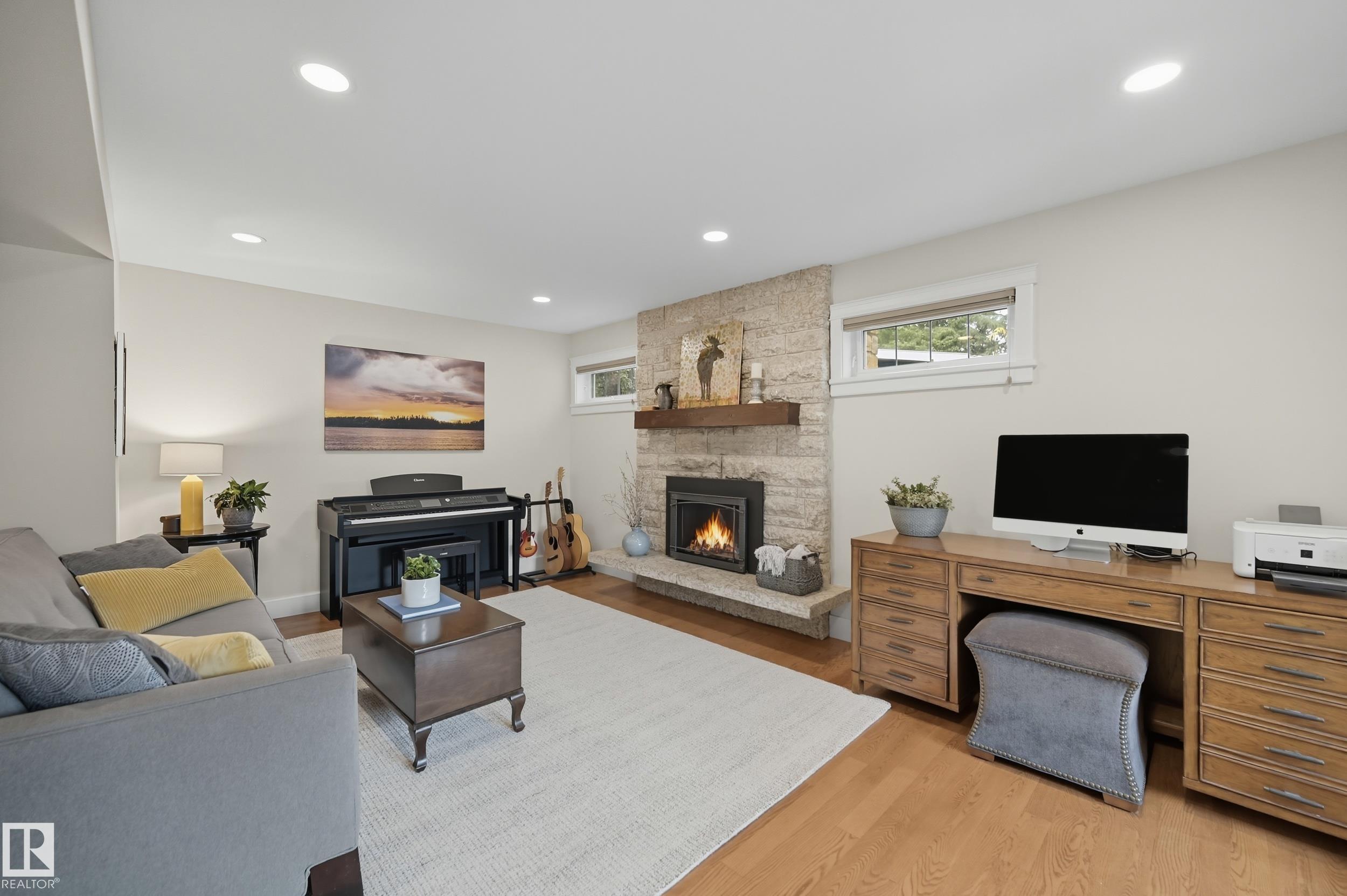 Photo 5 at 12408 39 Avenue NW, Aspen Gardens, Edmonton