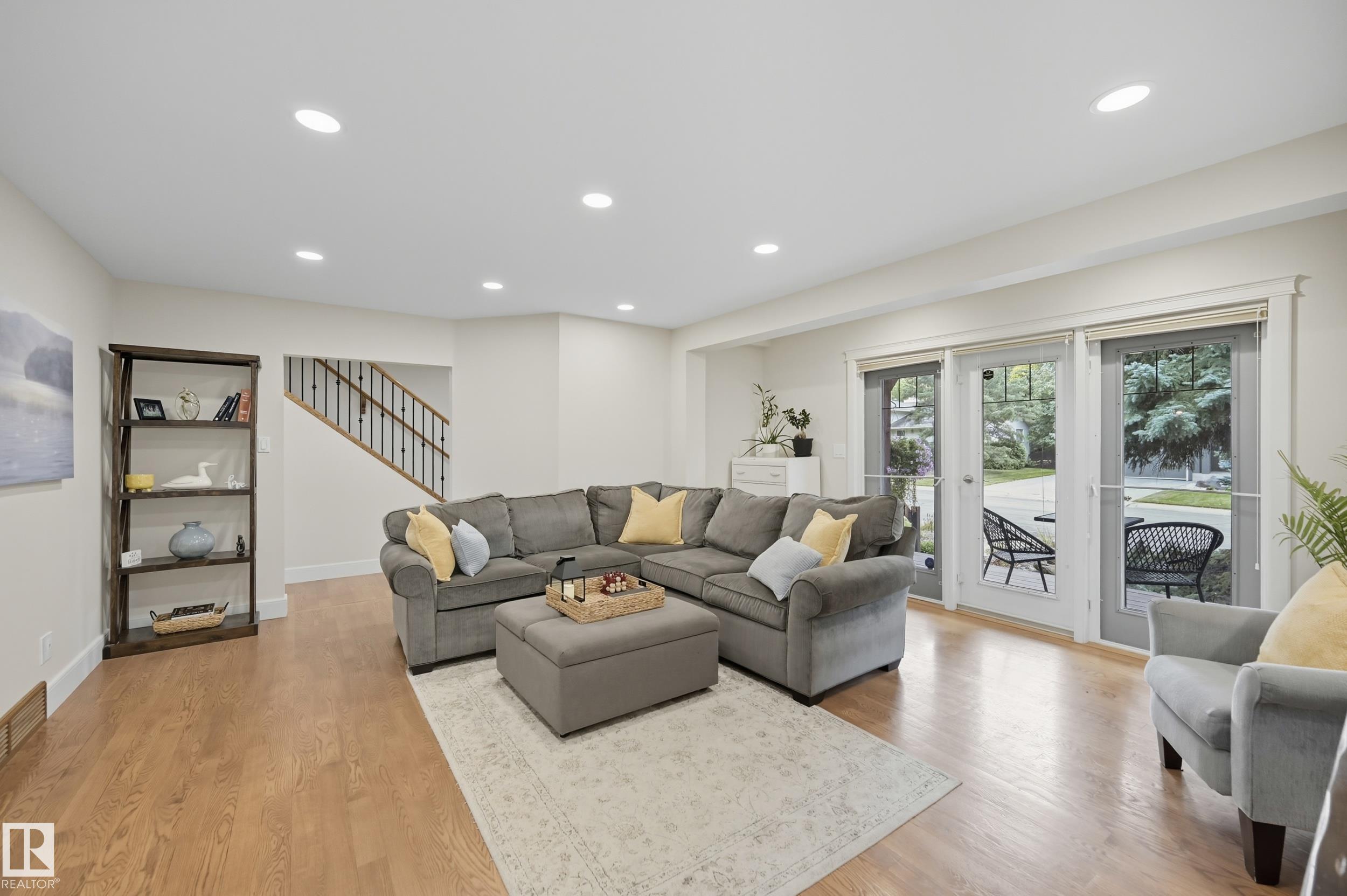 Photo 10 at 12408 39 Avenue NW, Aspen Gardens, Edmonton