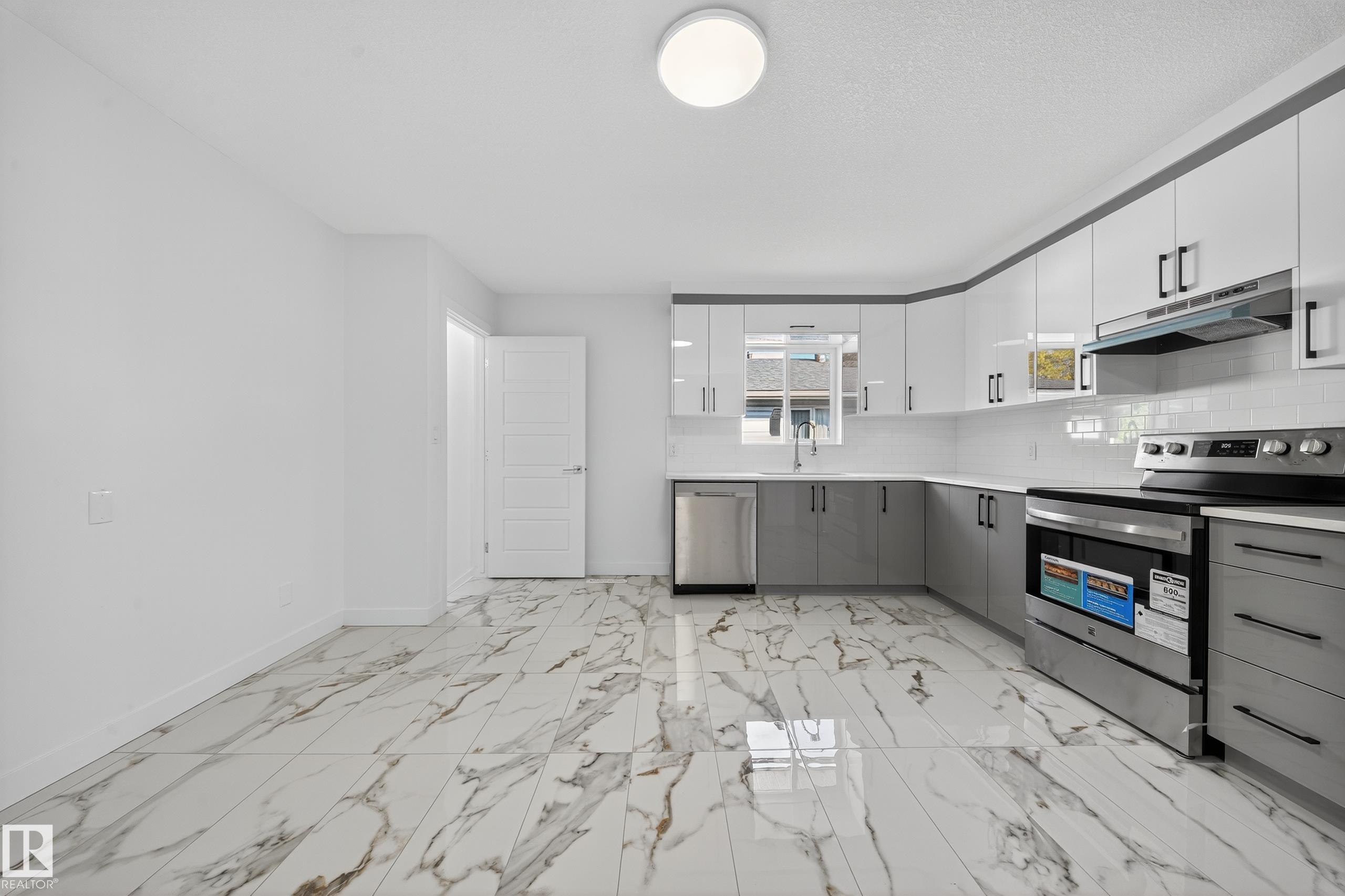 Photo 12 at 12919 113a Street NW, Lauderdale, Edmonton
