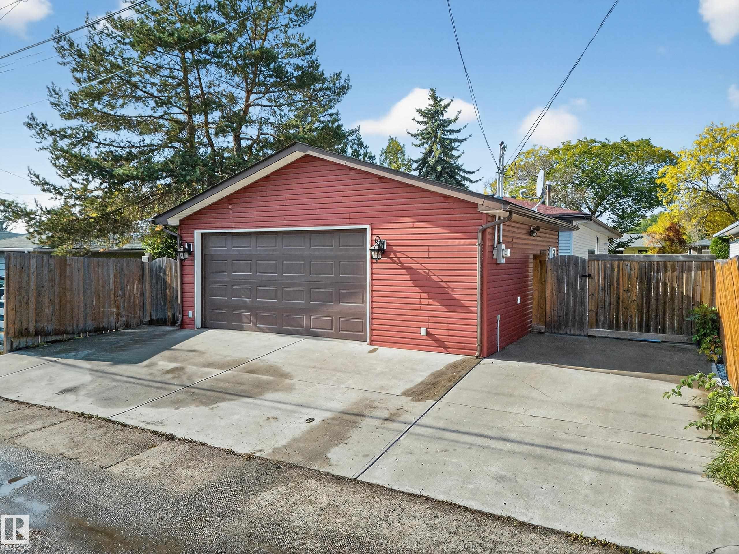 Photo 59 at 12919 113a Street NW, Lauderdale, Edmonton