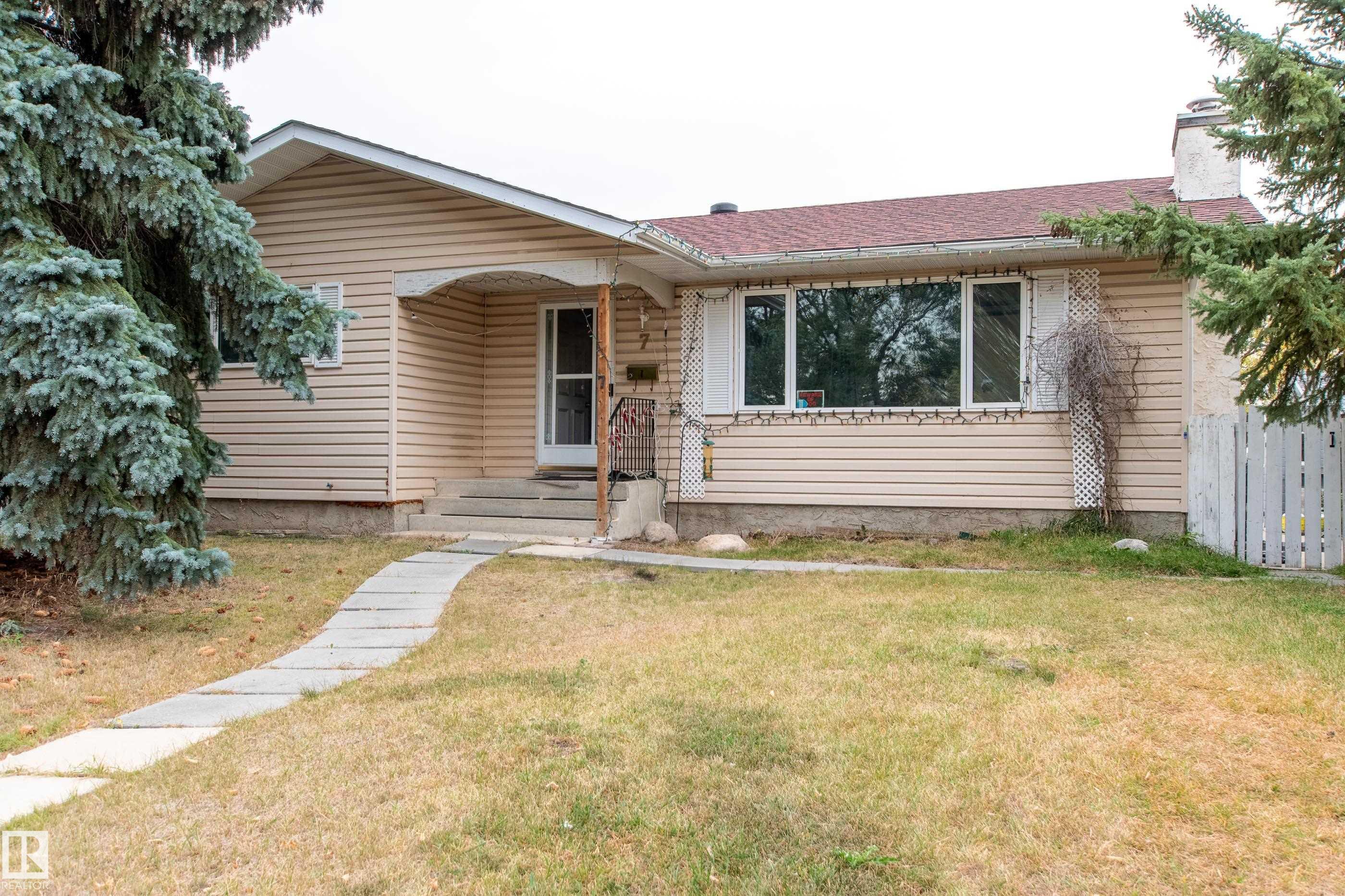 7 Ekota Crescent NW, Ekota, Edmonton 