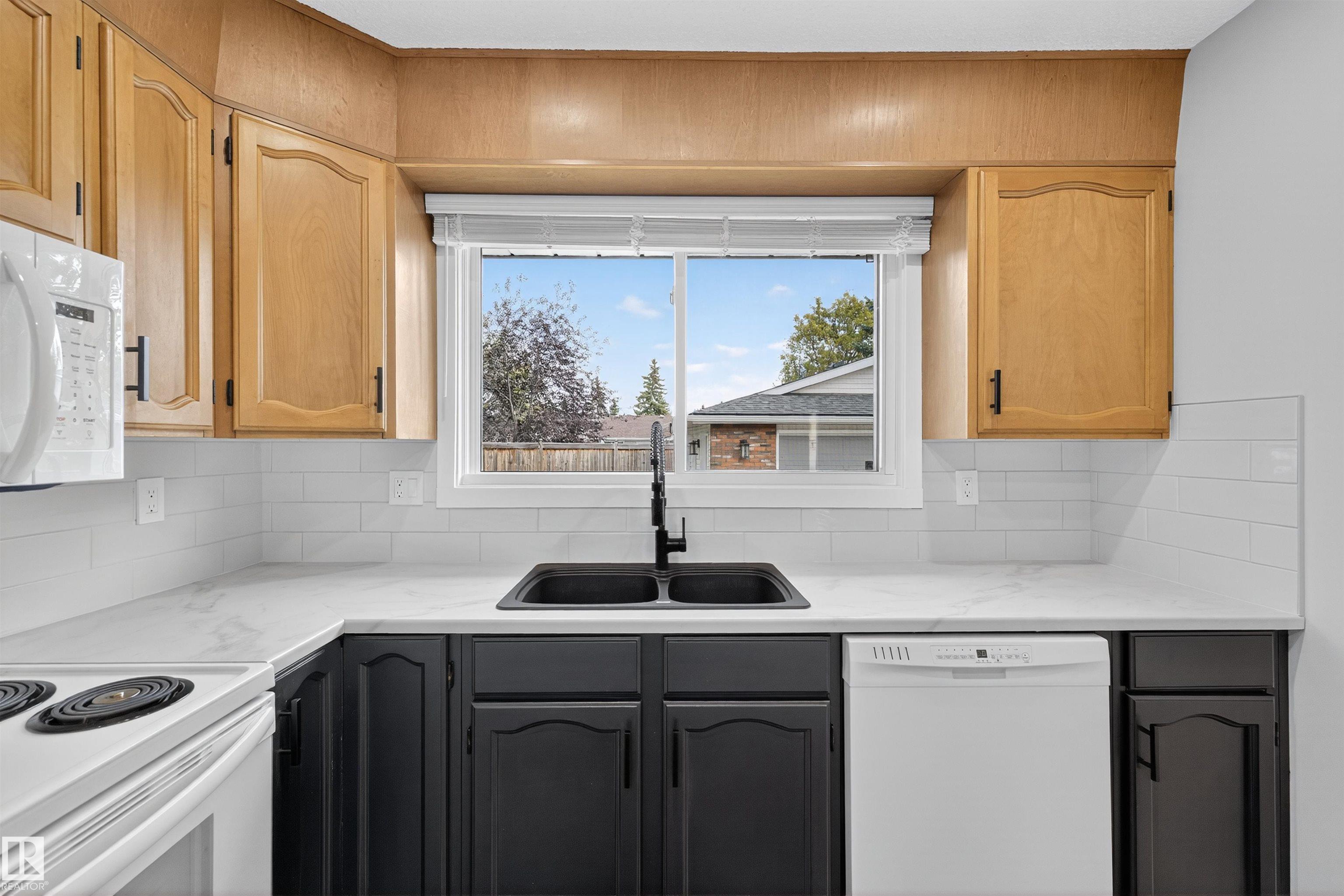 Photo 14 at 13815 35 Street NW, Hairsine, Edmonton