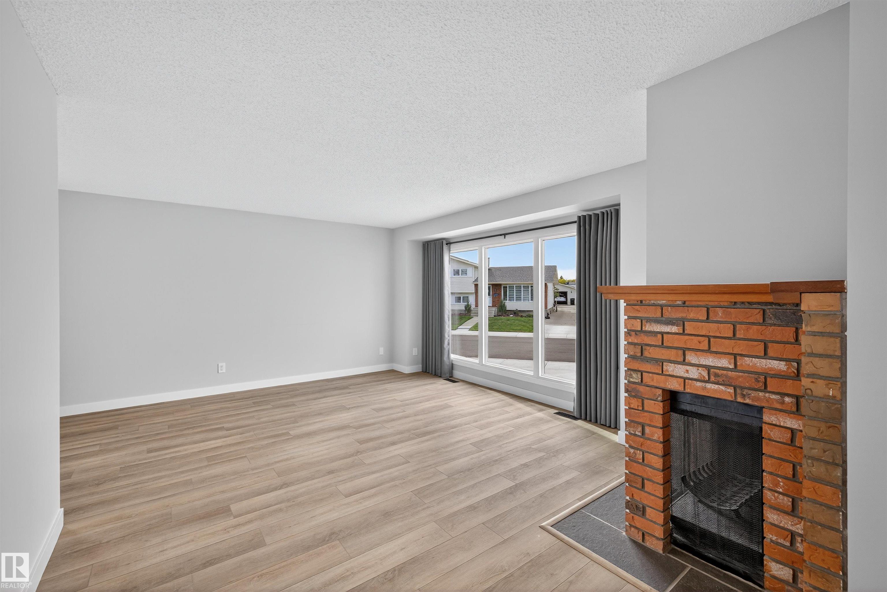 Photo 5 at 13815 35 Street NW, Hairsine, Edmonton