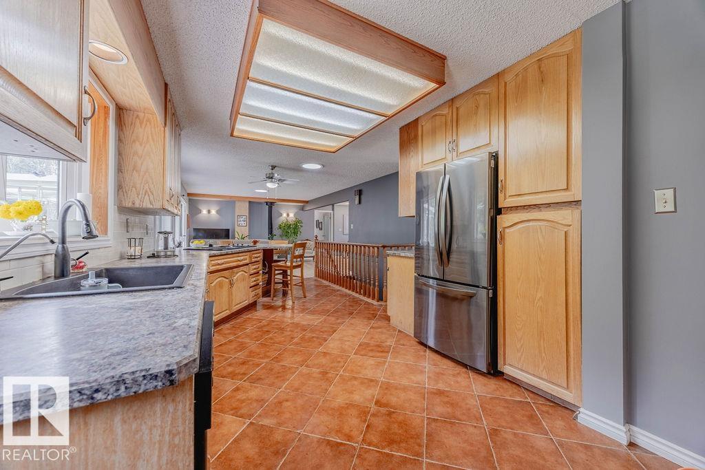 Photo 17 at 194 52328 Hwy 21, Country Club Estates, Rural Strathcona County