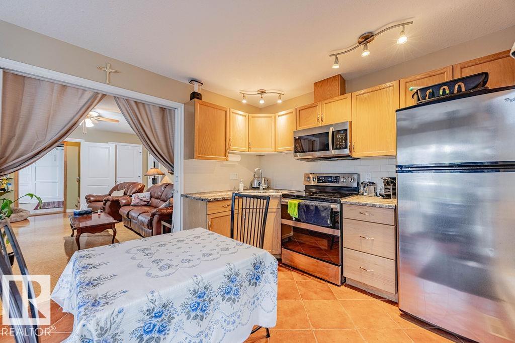 Photo 22 at 194 52328 Hwy 21, Country Club Estates, Rural Strathcona County