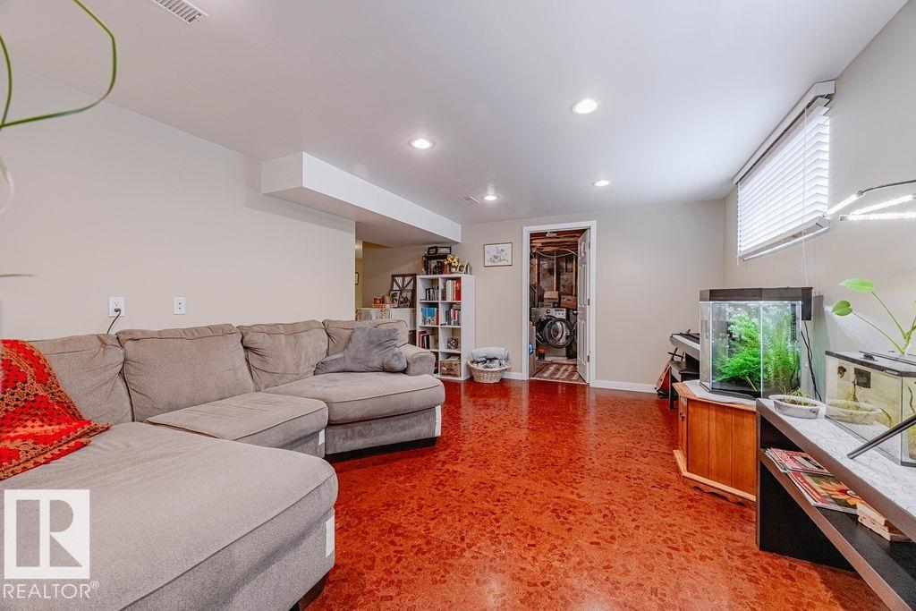 Photo 45 at 194 52328 Hwy 21, Country Club Estates, Rural Strathcona County