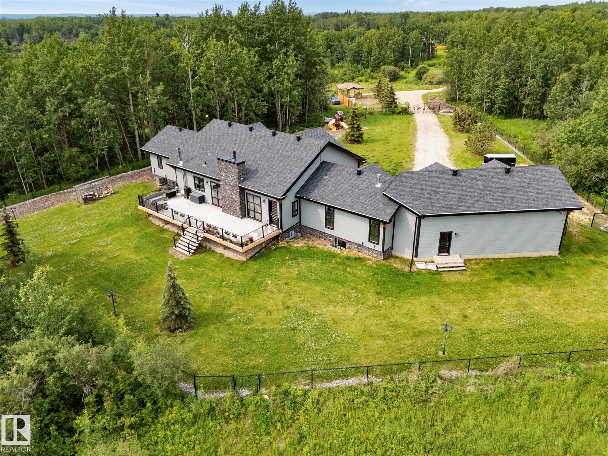 Photo 5 at 53313 Rge Road 30, None, Rural Parkland County