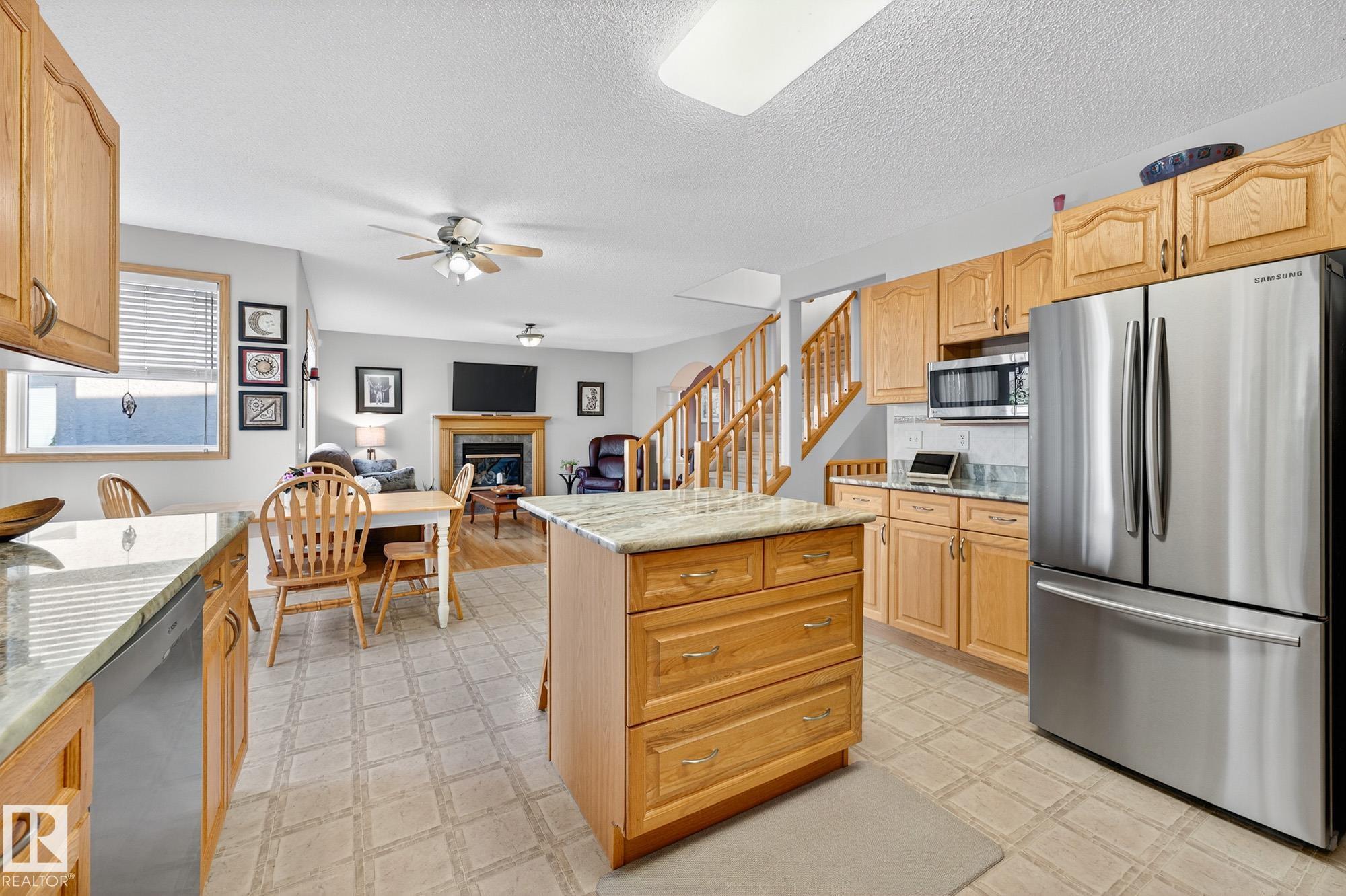 Photo 26 at 310 Hilliard Close NW, Hodgson, Edmonton