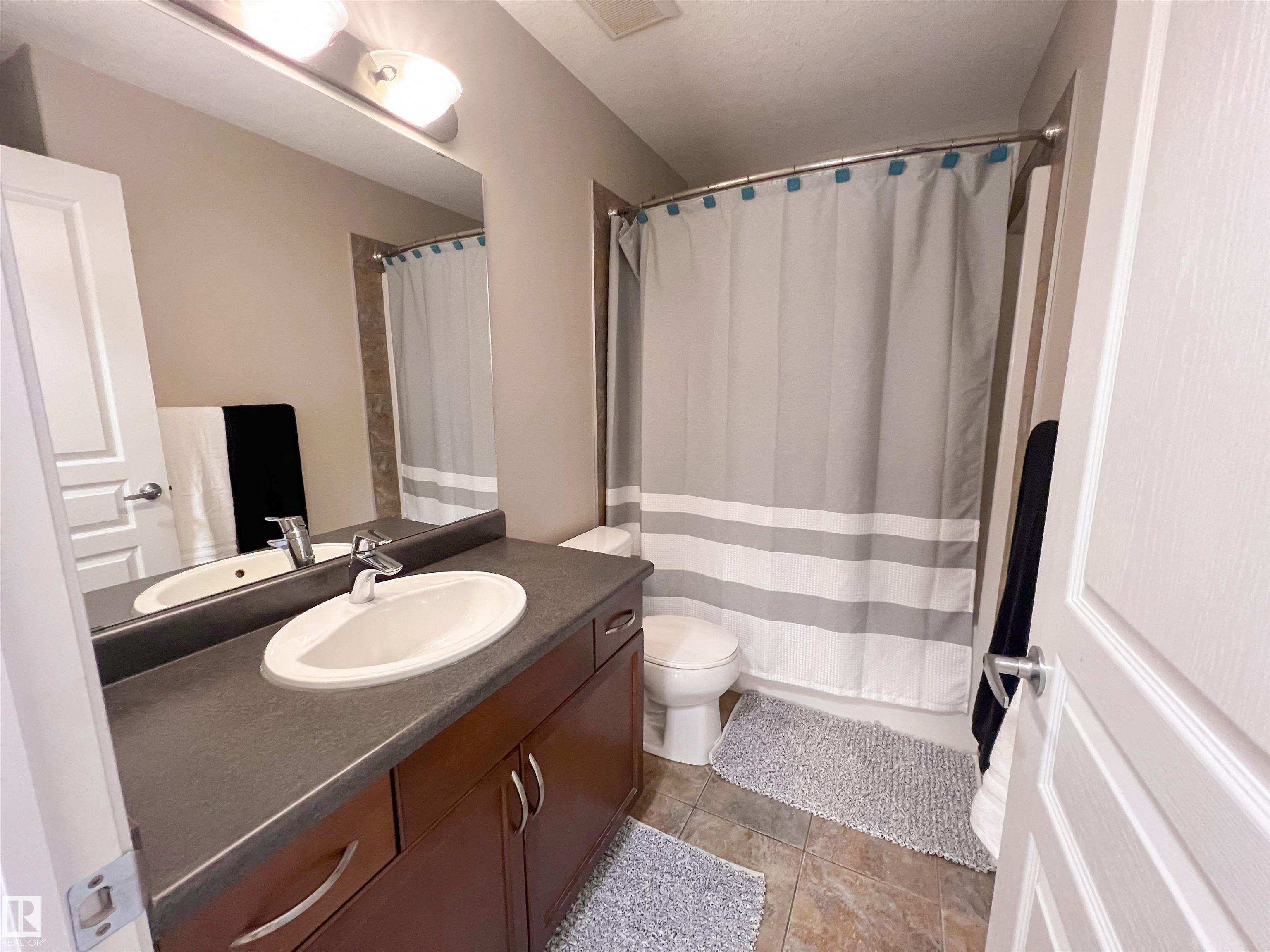 Photo 32 at 21308 58 Avenue NW, The Hamptons, Edmonton