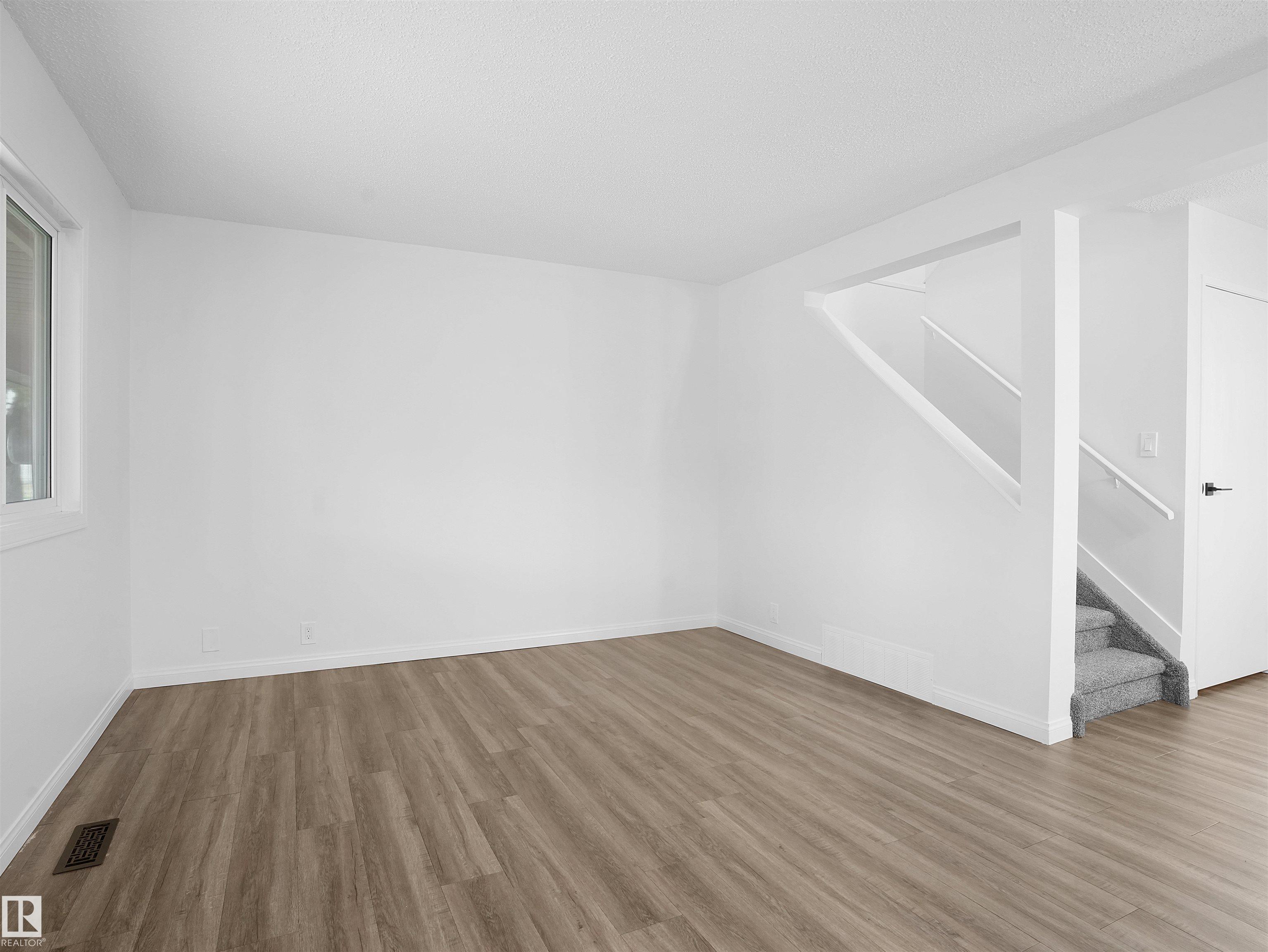 Photo 6 at 54 - 13833 30 Street NW, Hairsine, Edmonton