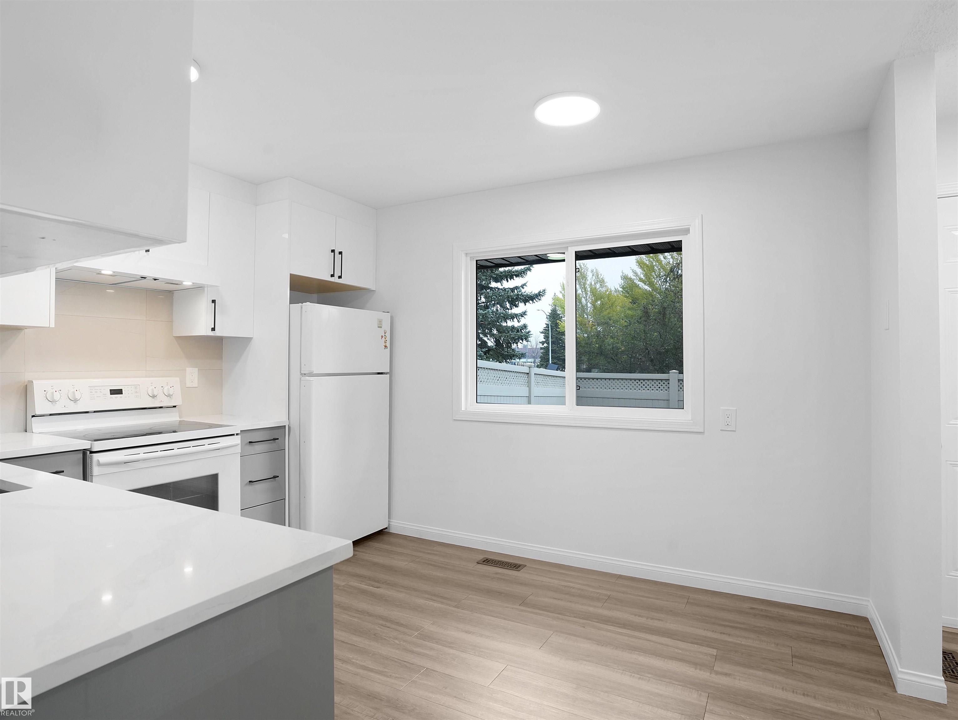 Photo 10 at 54 - 13833 30 Street NW, Hairsine, Edmonton
