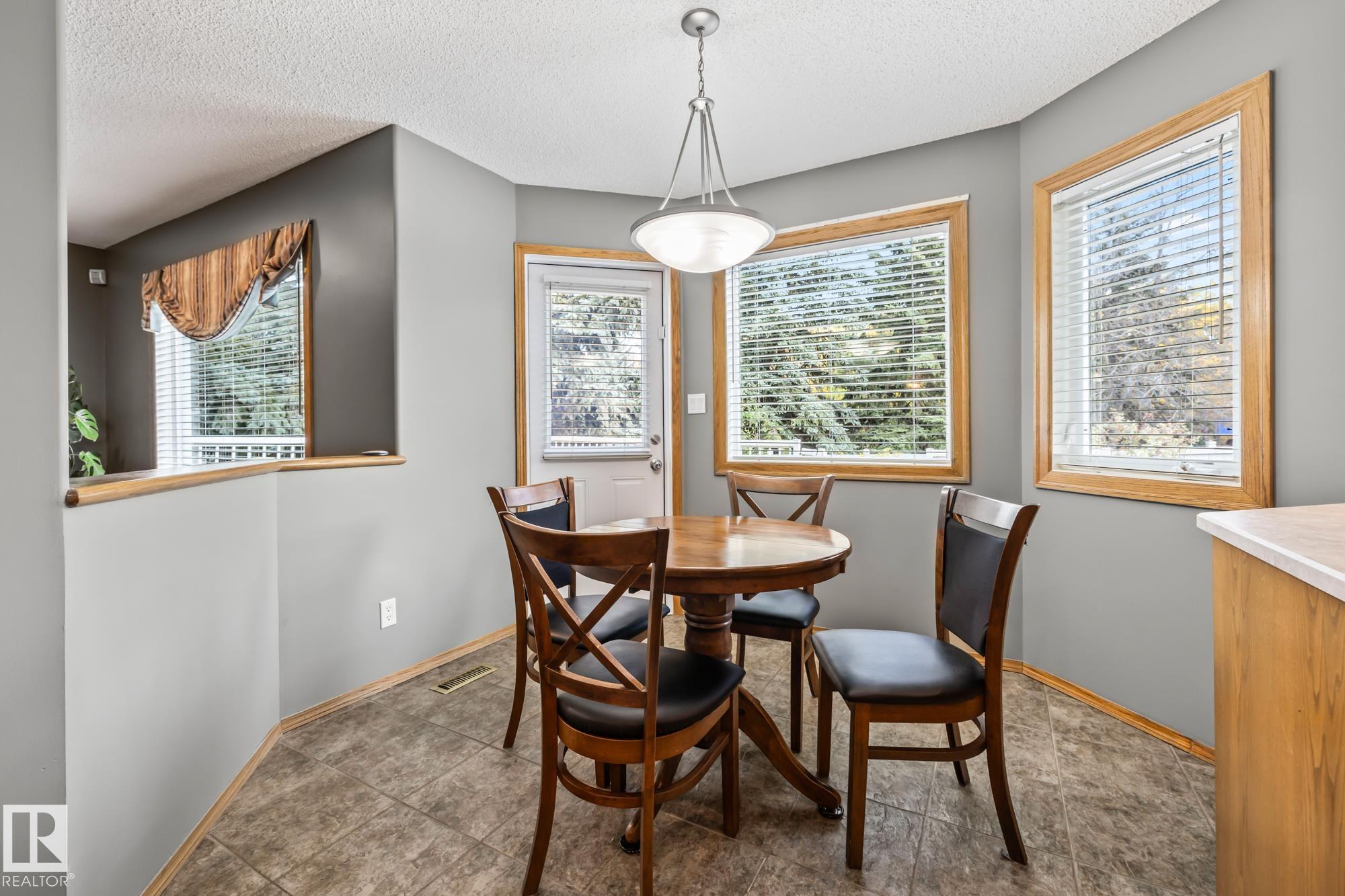 Photo 16 at 3 Harnois Place, Heritage Lakes, St. Albert