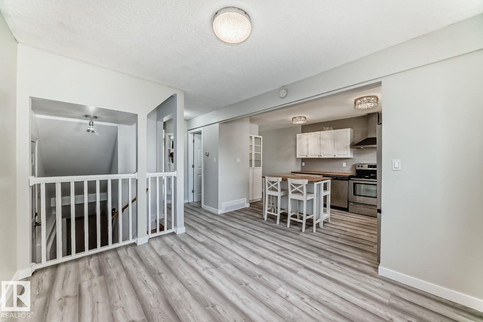 Photo 15 at 10936 Beaumaris Road NW, Lorelei, Edmonton