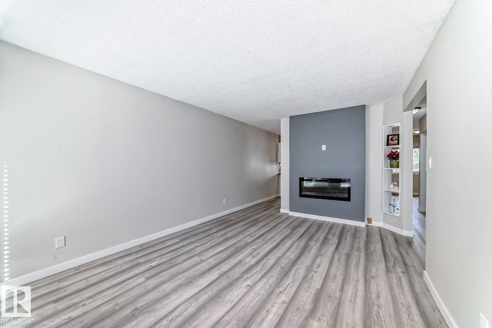 Photo 17 at 10936 Beaumaris Road NW, Lorelei, Edmonton