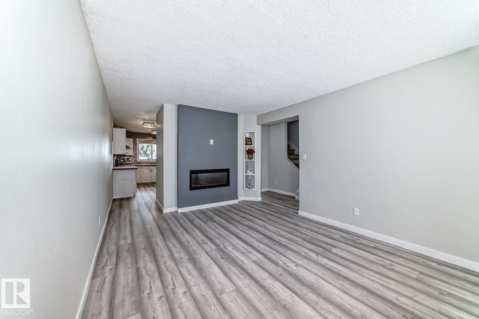 Photo 19 at 10936 Beaumaris Road NW, Lorelei, Edmonton